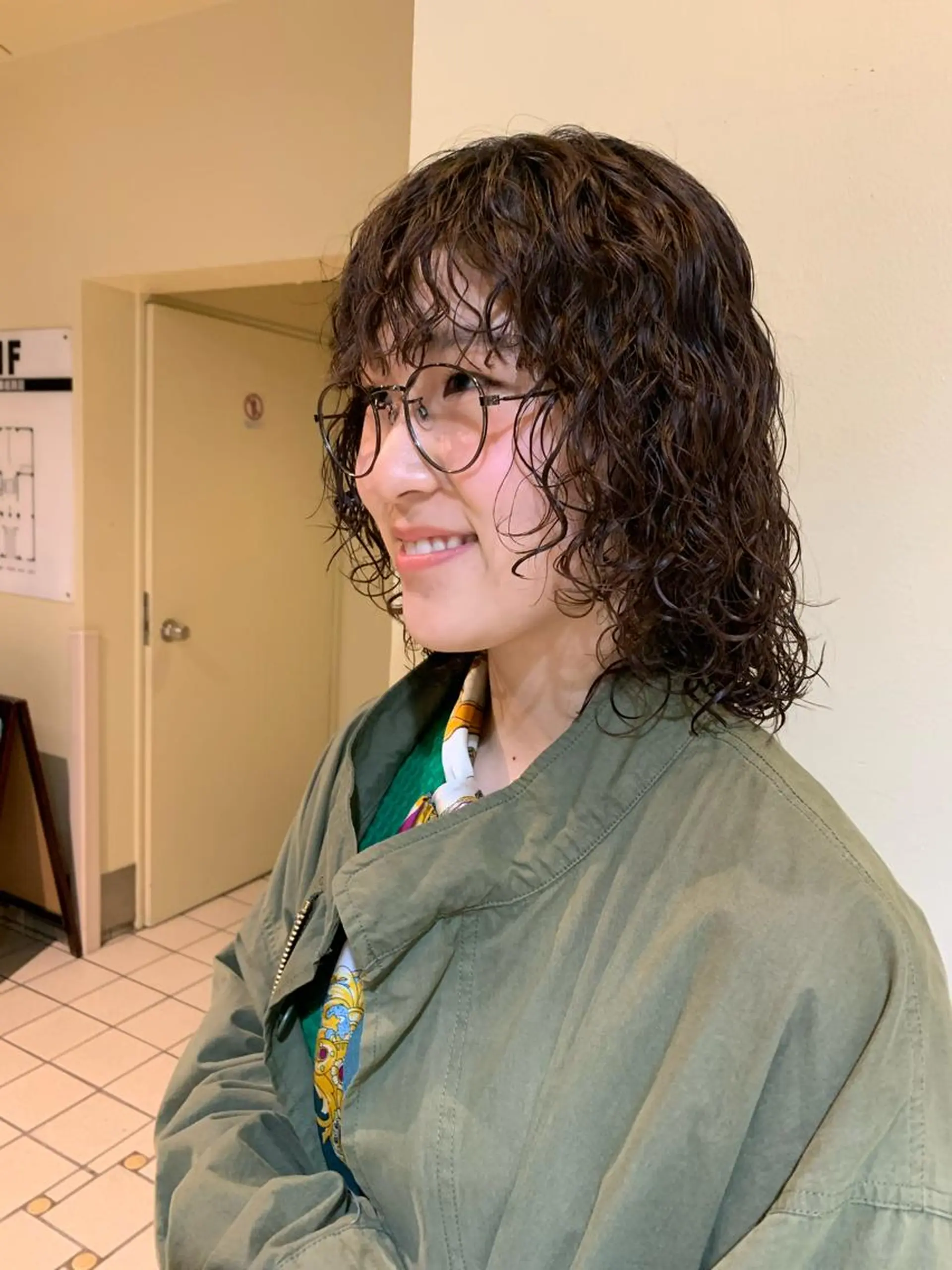 ミディアム パーマ ミディアムパーマ ウルフカット スパイラルパーマ tension 【テンション】のヘアスタイル