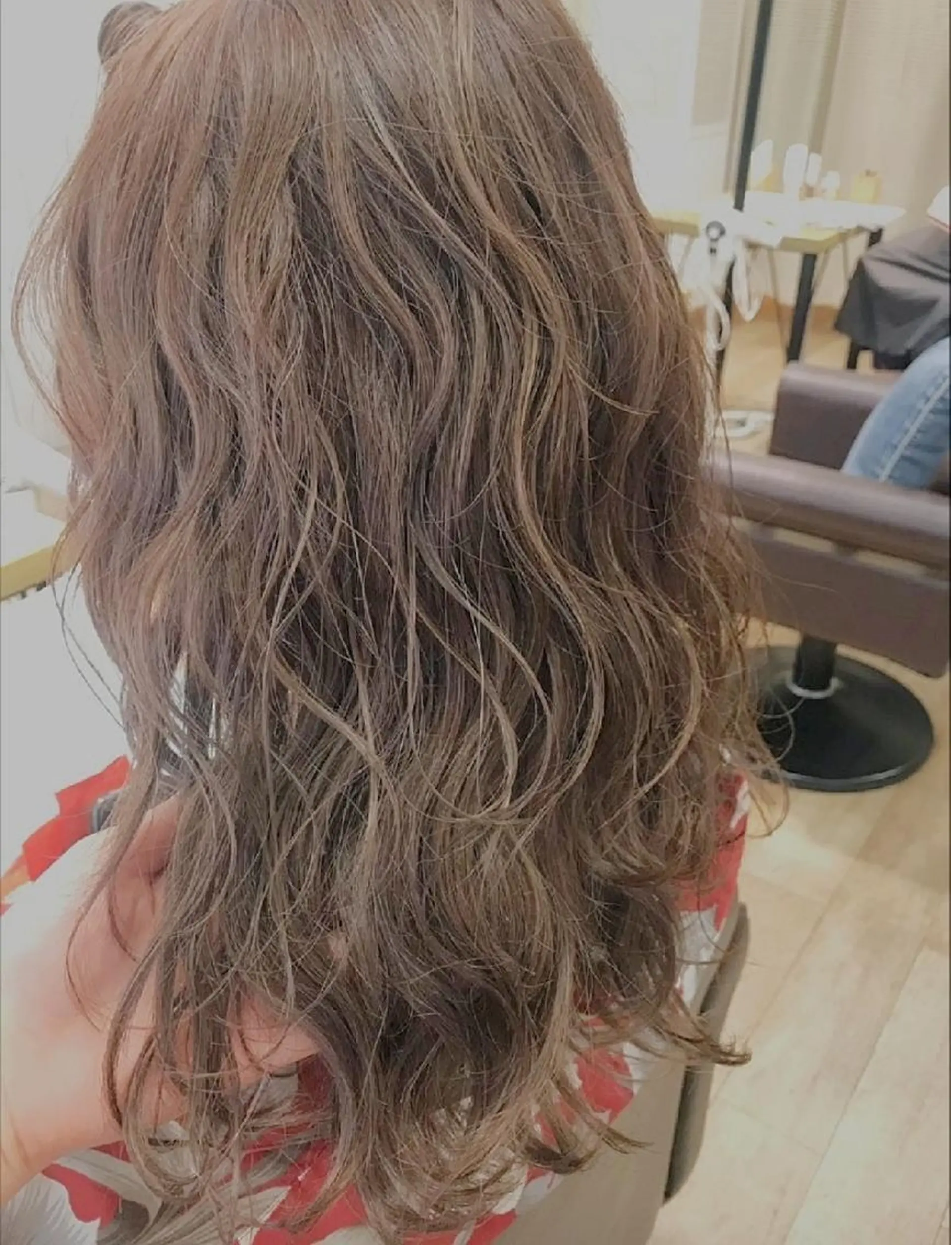 ロング カラー ハイライトカラー ハイライト hase _のヘアスタイル