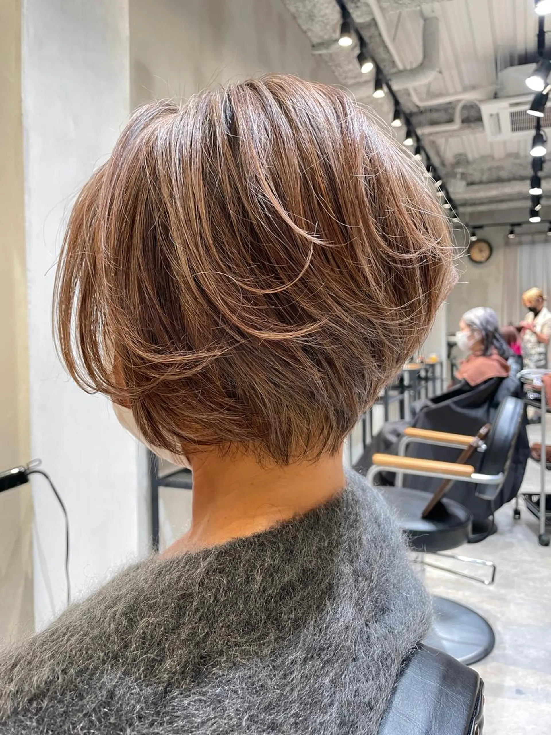 ショート カラー ショートボブ ハイライトカラー ボブ ハイライト ショートヘア ハイトーン×髪質改善 KENTAのヘアスタイル