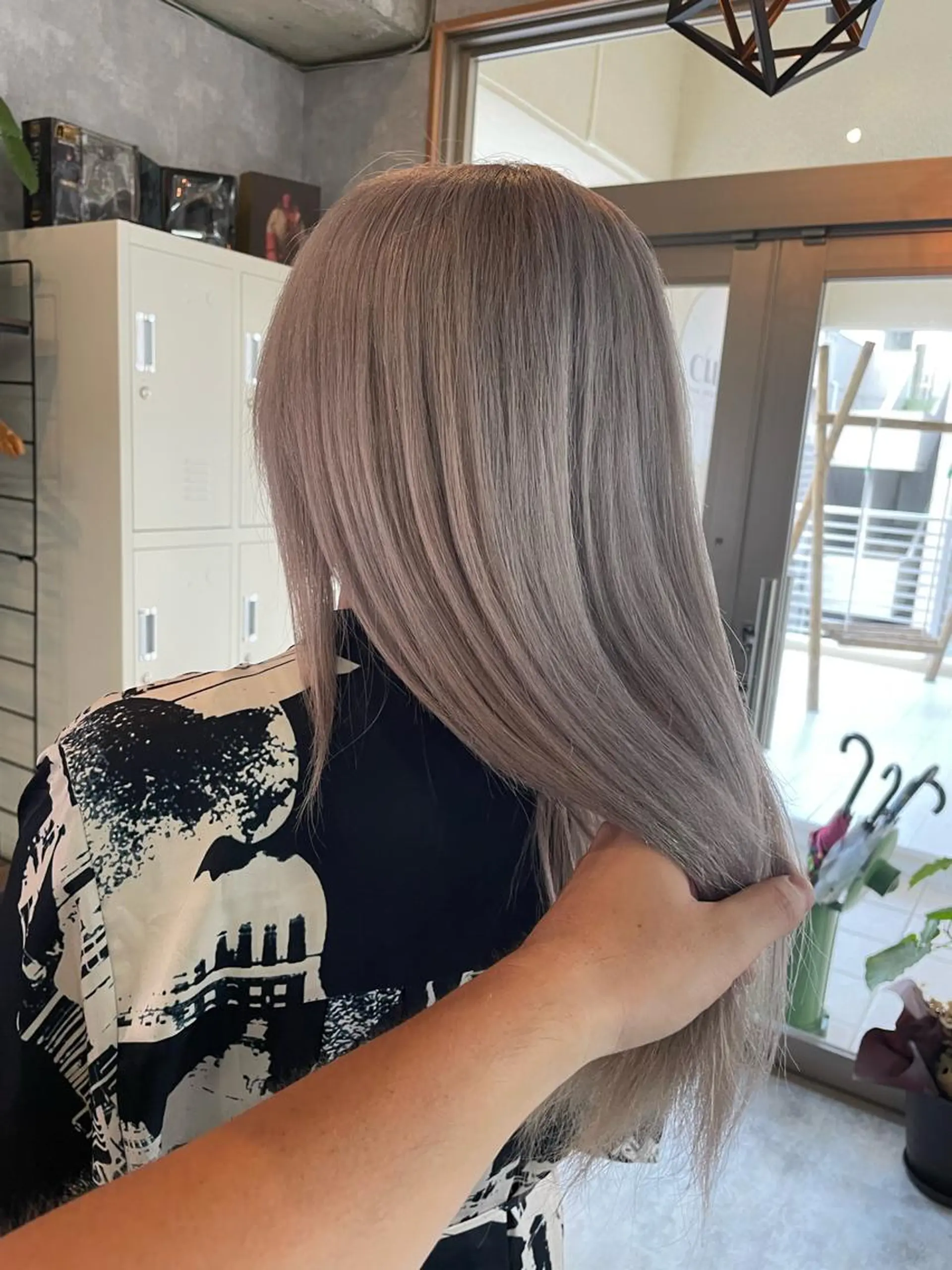 ロング andKおもろまち店 艶ダブルカラー✨のヘアスタイル