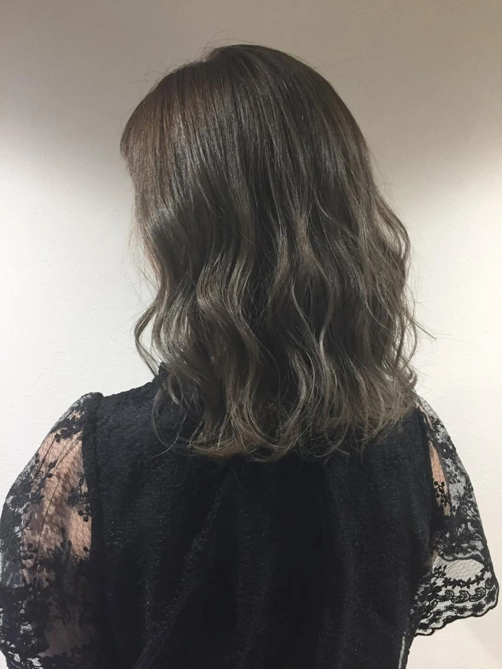 ミディアム Noe心斎橋 堀田 朋宏のヘアスタイル