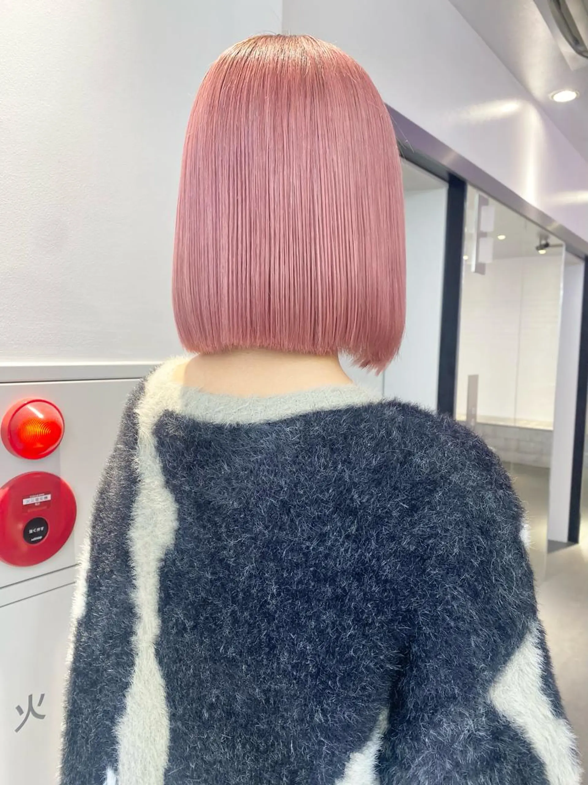 セミロング カラー メンズ アッシュ ラベンダーカラー ピンクカラー ピンクアッシュ ピンクラベンダー ヘアカラー トリートメント 🎨ハイトーン/ 切りっぱなし みつきのヘアスタイル