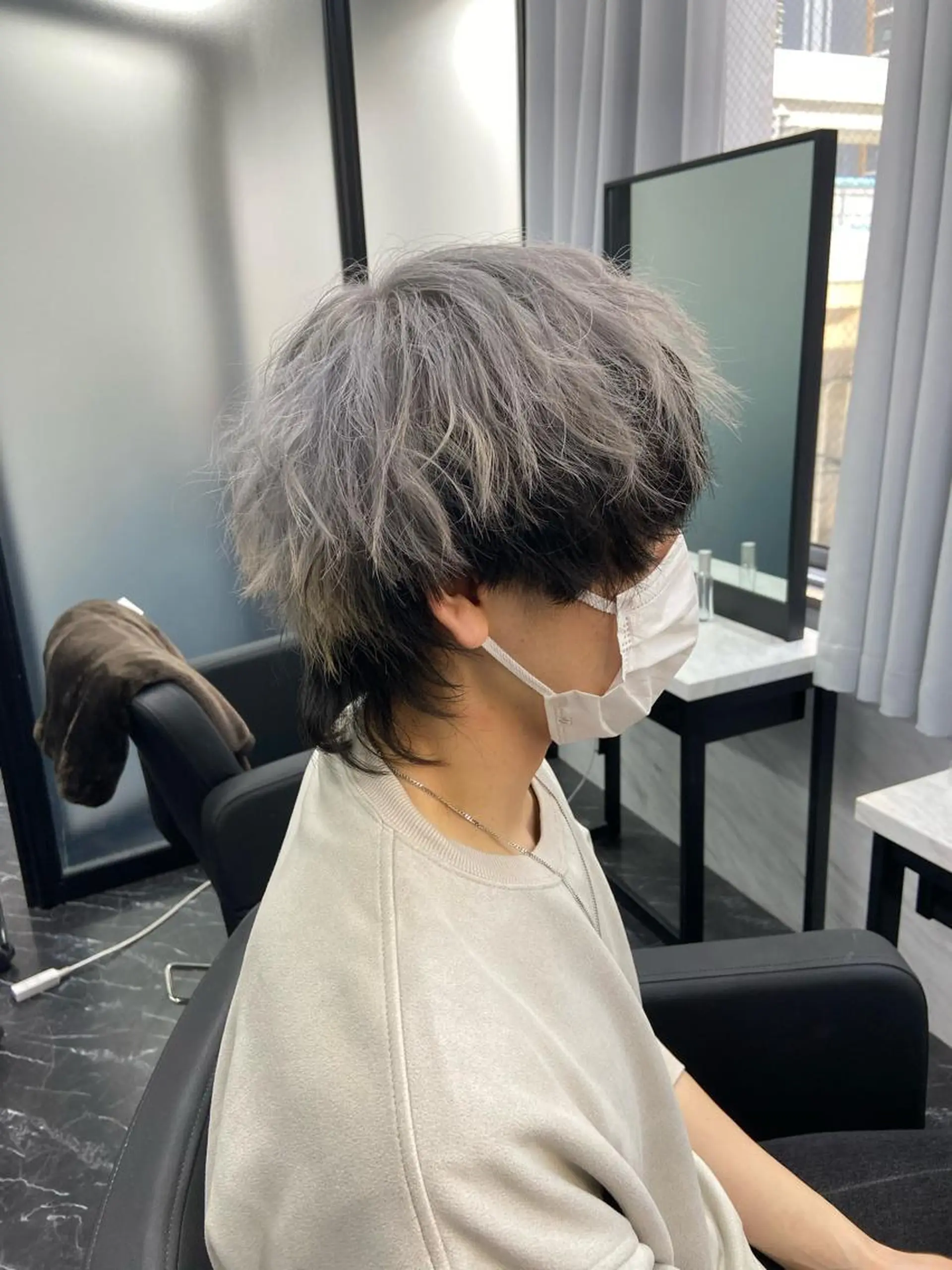 ミディアム カラー メンズ メンズハイトーン ハイトーンカラー ヘアカラー トリートメント ミルボンAujua認定サロン Ria  OSAKA 梅田所属・メンズ特化/ マンツーマン/Ryuのヘアスタイル