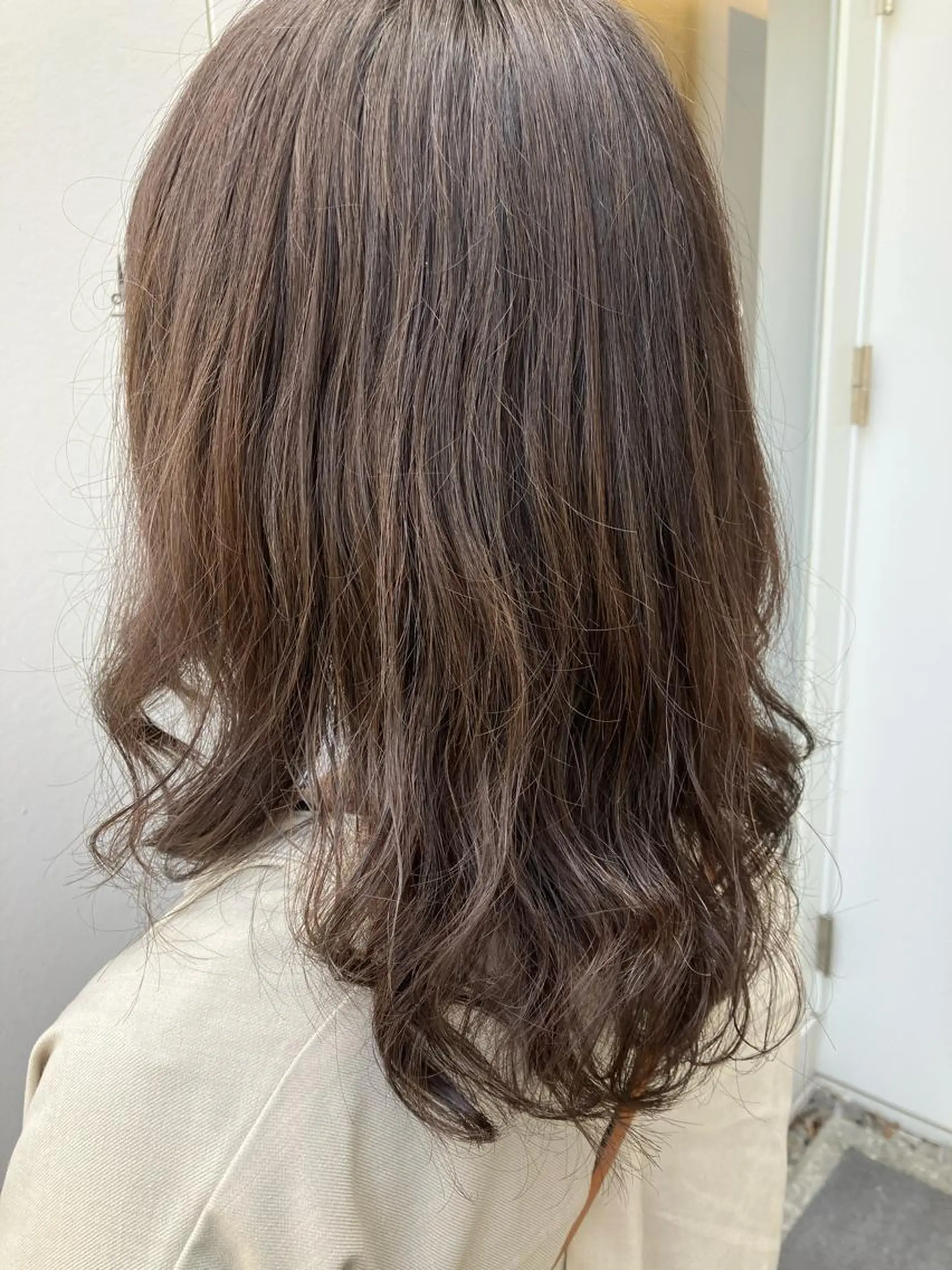 ロング ヘアカラー 鈴木 香哉子のヘアスタイル
