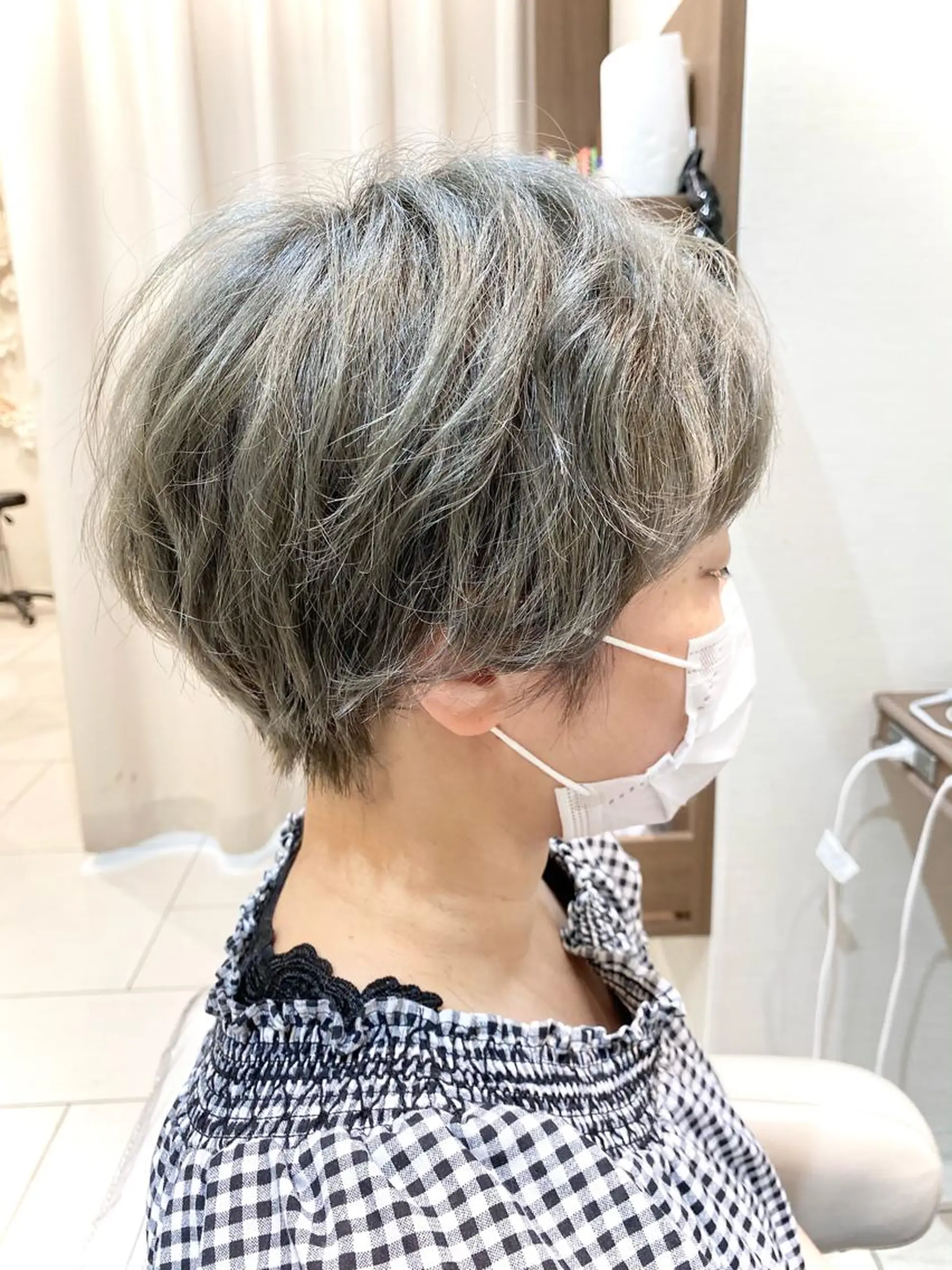 ショート カラー 横山 直輝のヘアスタイル