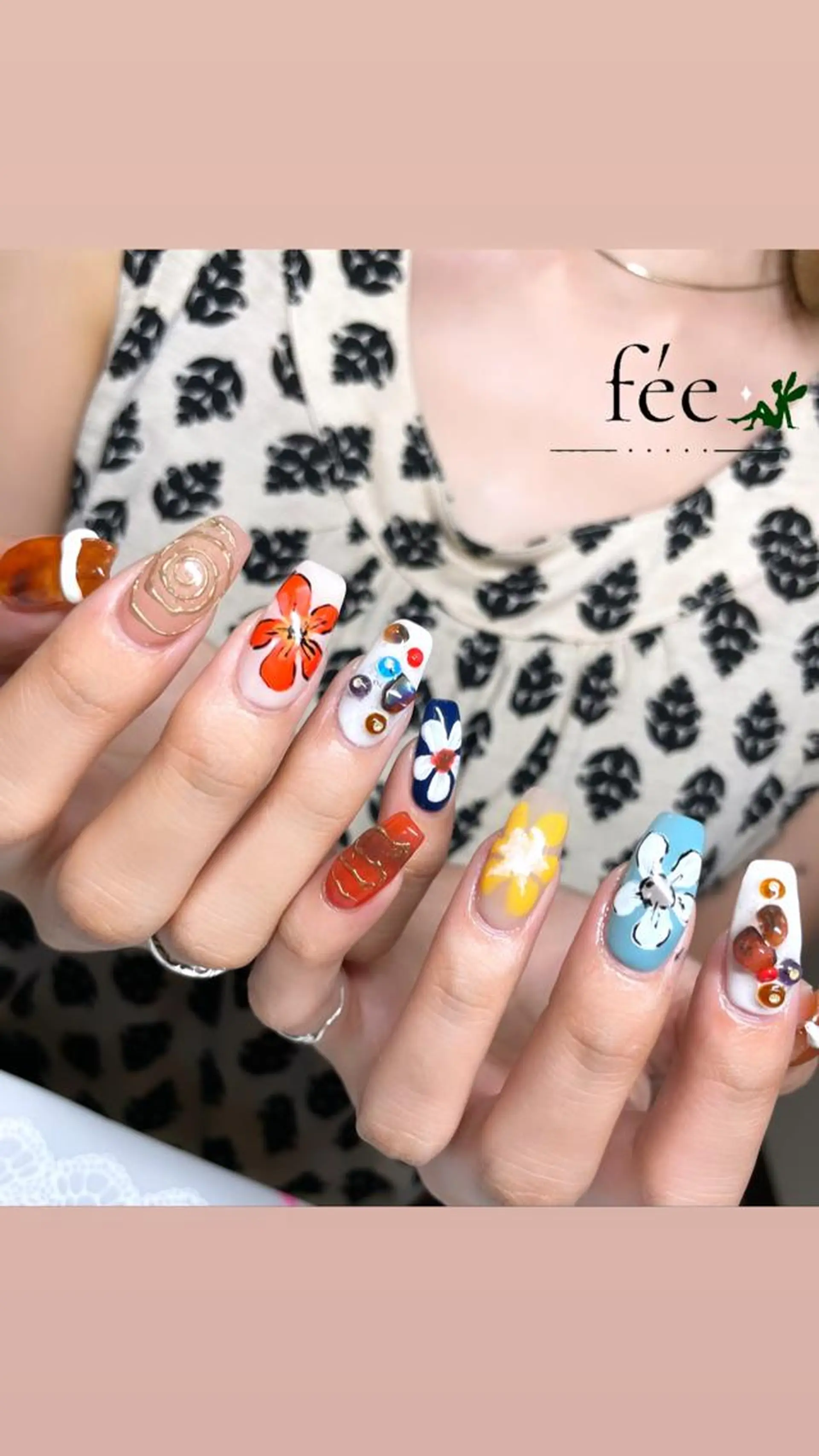 ネイル フットネイル ジェルネイル 韓国ネイル マグネットネイル ミラーネイル ハンドネイル nail salon fee（フィー）のネイルデザイン