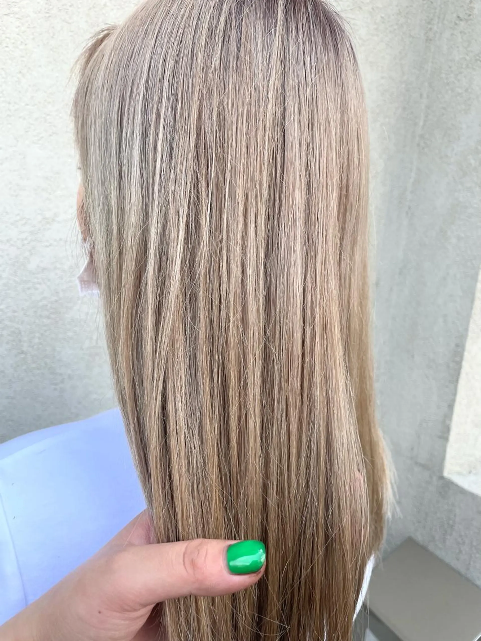 セミロング カラー 渡辺 瑠美のヘアスタイル