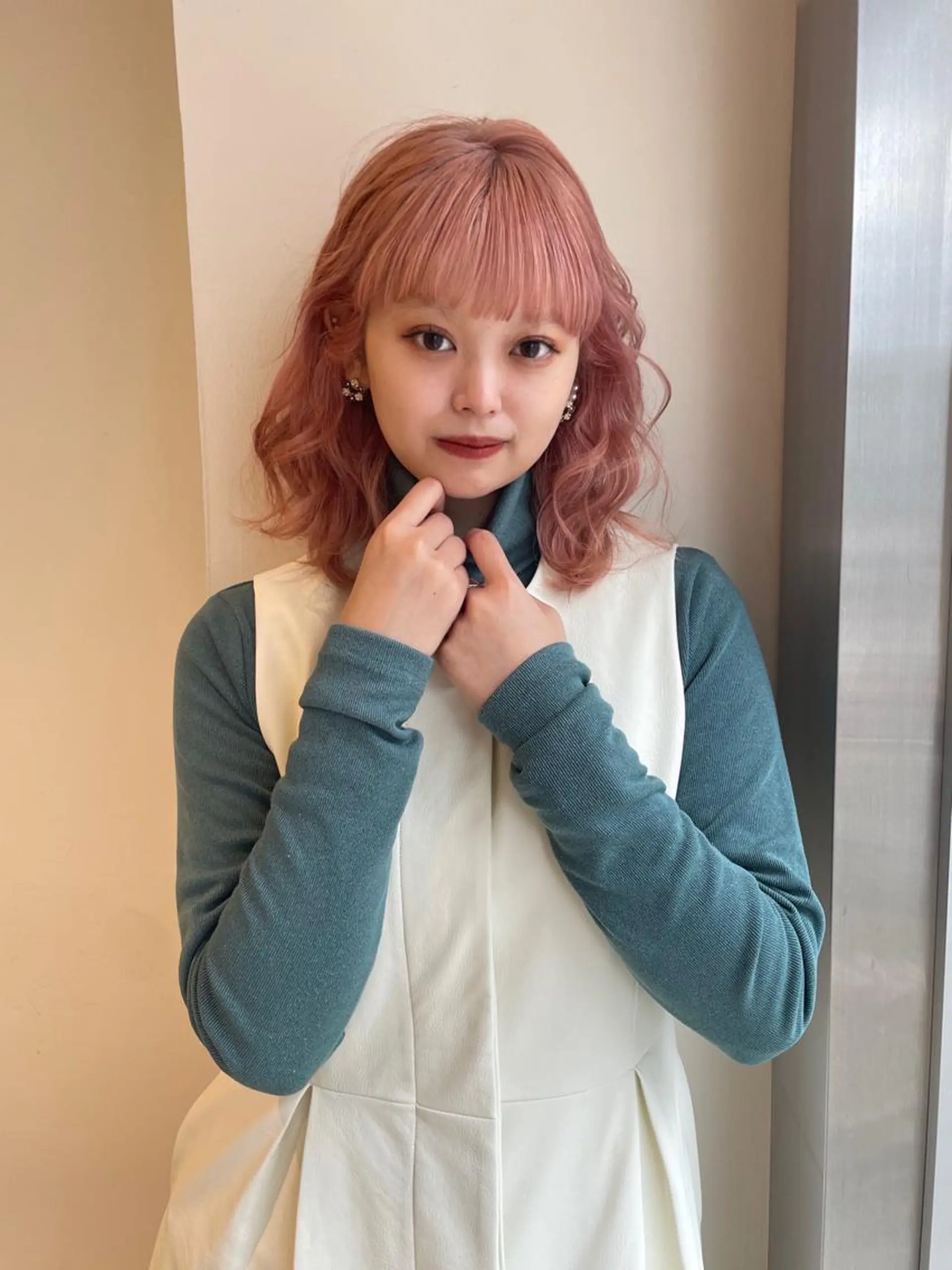 ミディアム ミディアムパーマ 山越 柚果のヘアスタイル