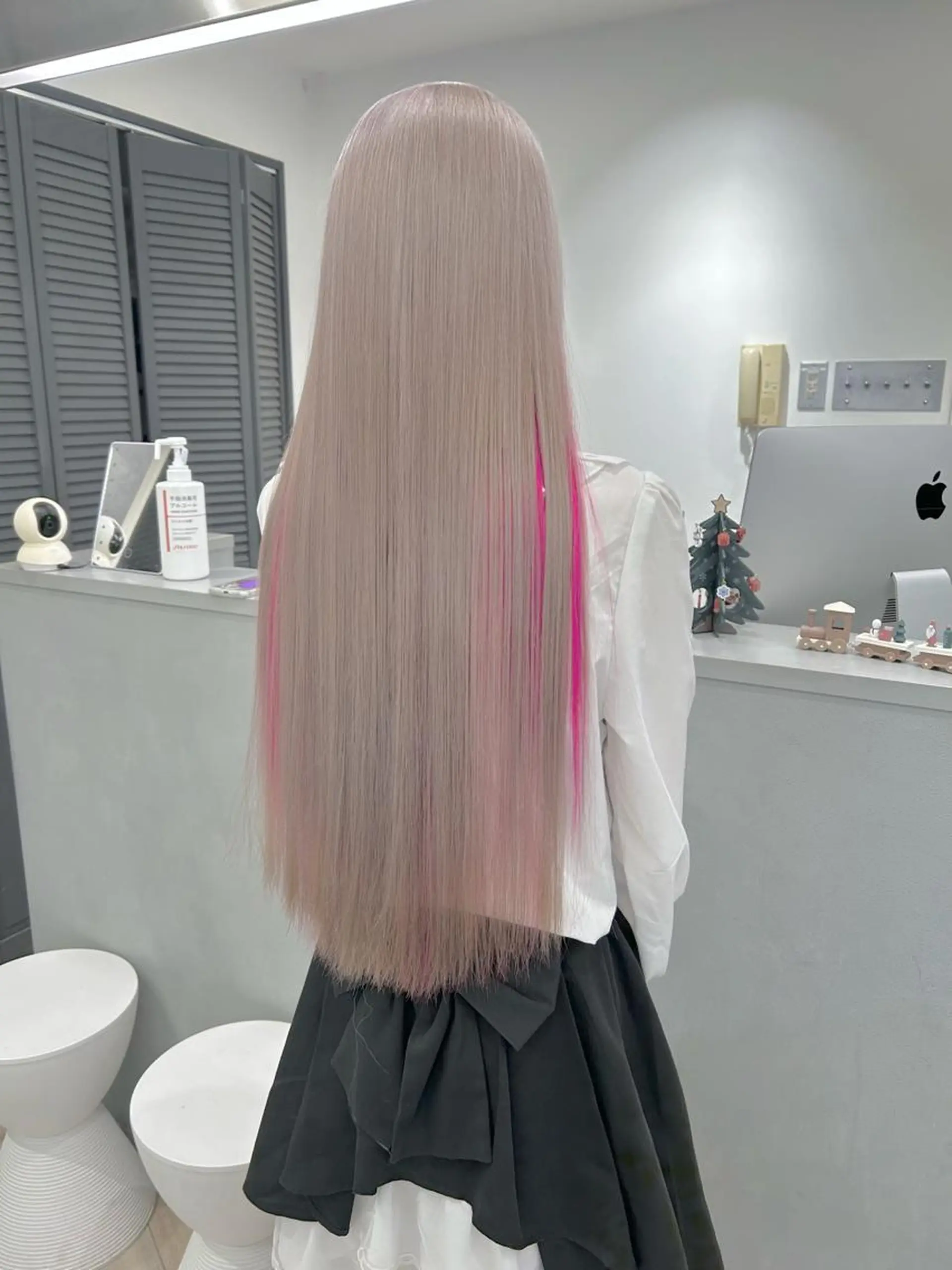 ロング カラー ヘアカラー ハイトーン特化サロン 🍑momo🍑のヘアスタイル