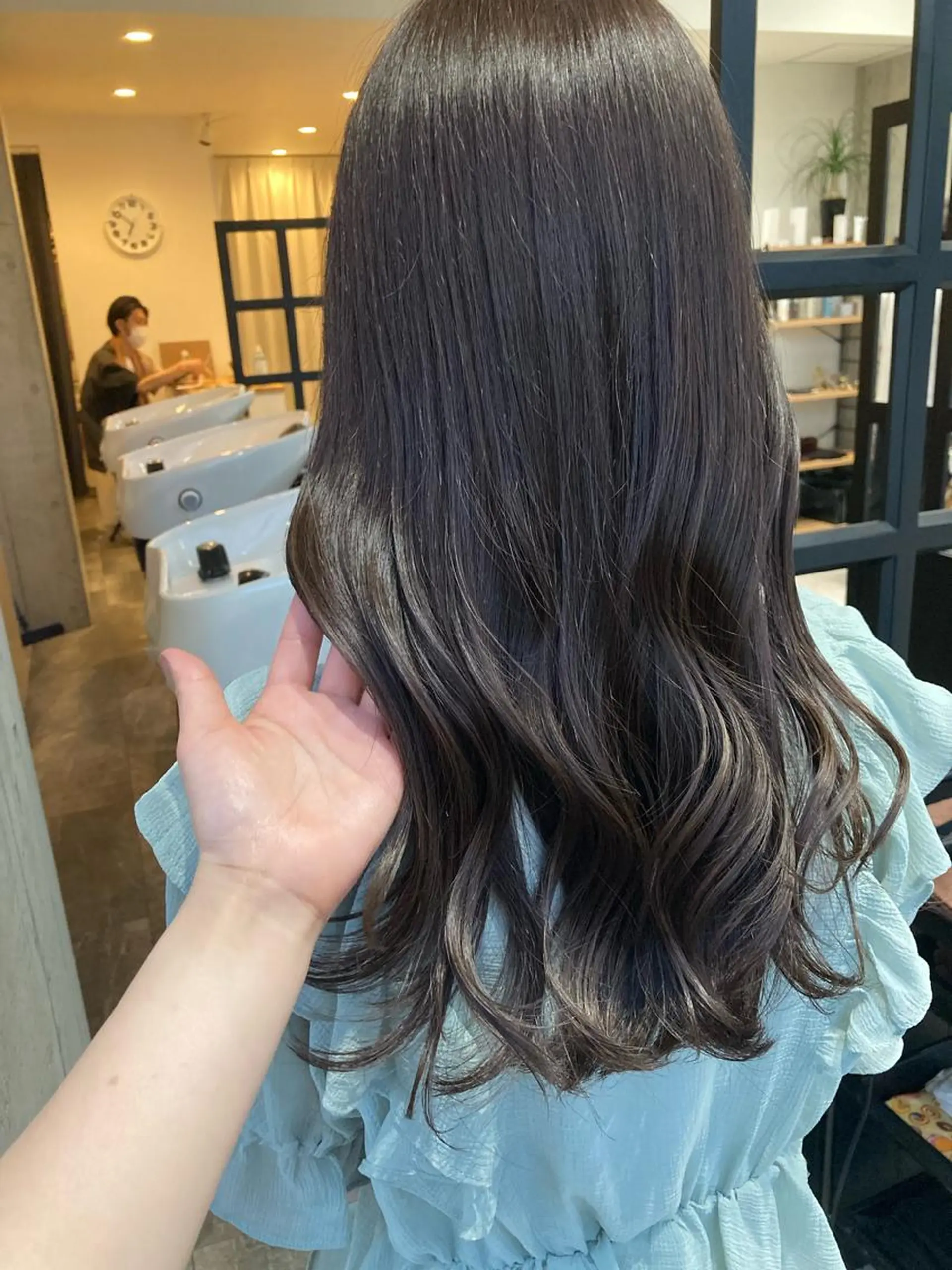 セミロング ヘアカラー トリートメント ✨色持ちの良い艶 カラー✨蟹江真世のヘアスタイル