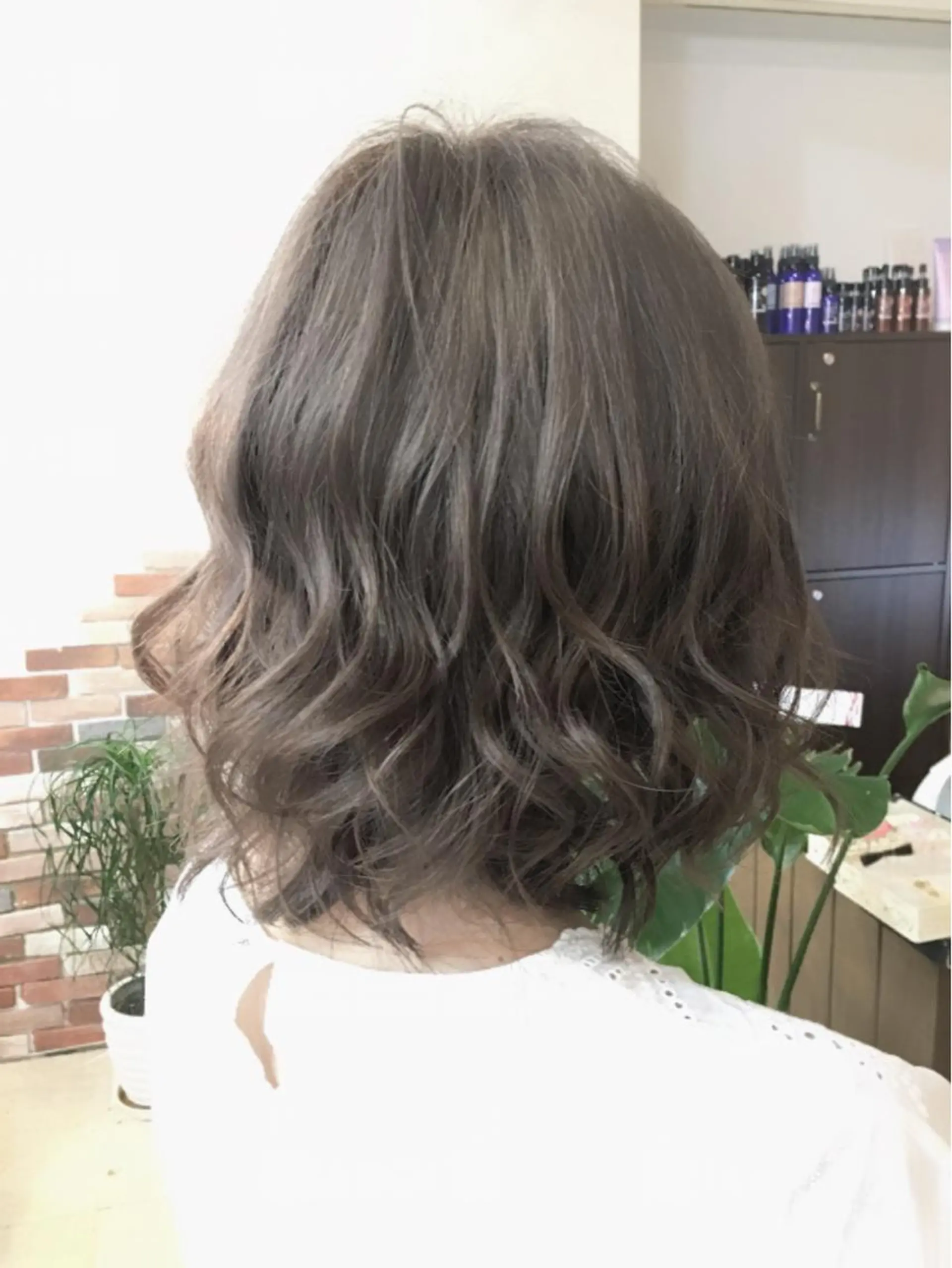 ミディアム カラー ヘアアレンジ グレージュ ヘアカラー トリートメント 最高峰の技術力☆ 樋口健人のヘアスタイル