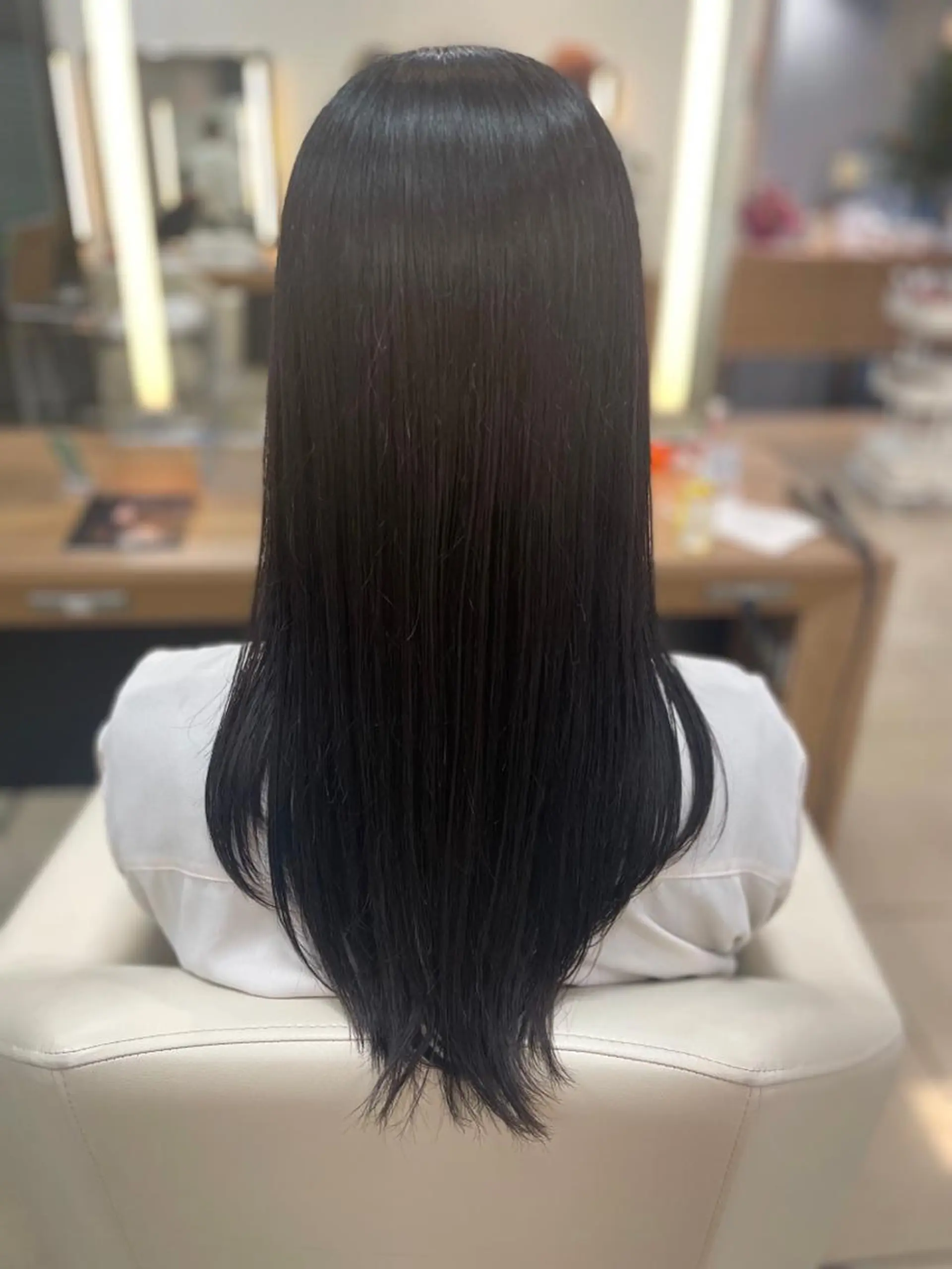 ロング ハイトーン/レイヤー 似合わせ・ユキノのヘアスタイル