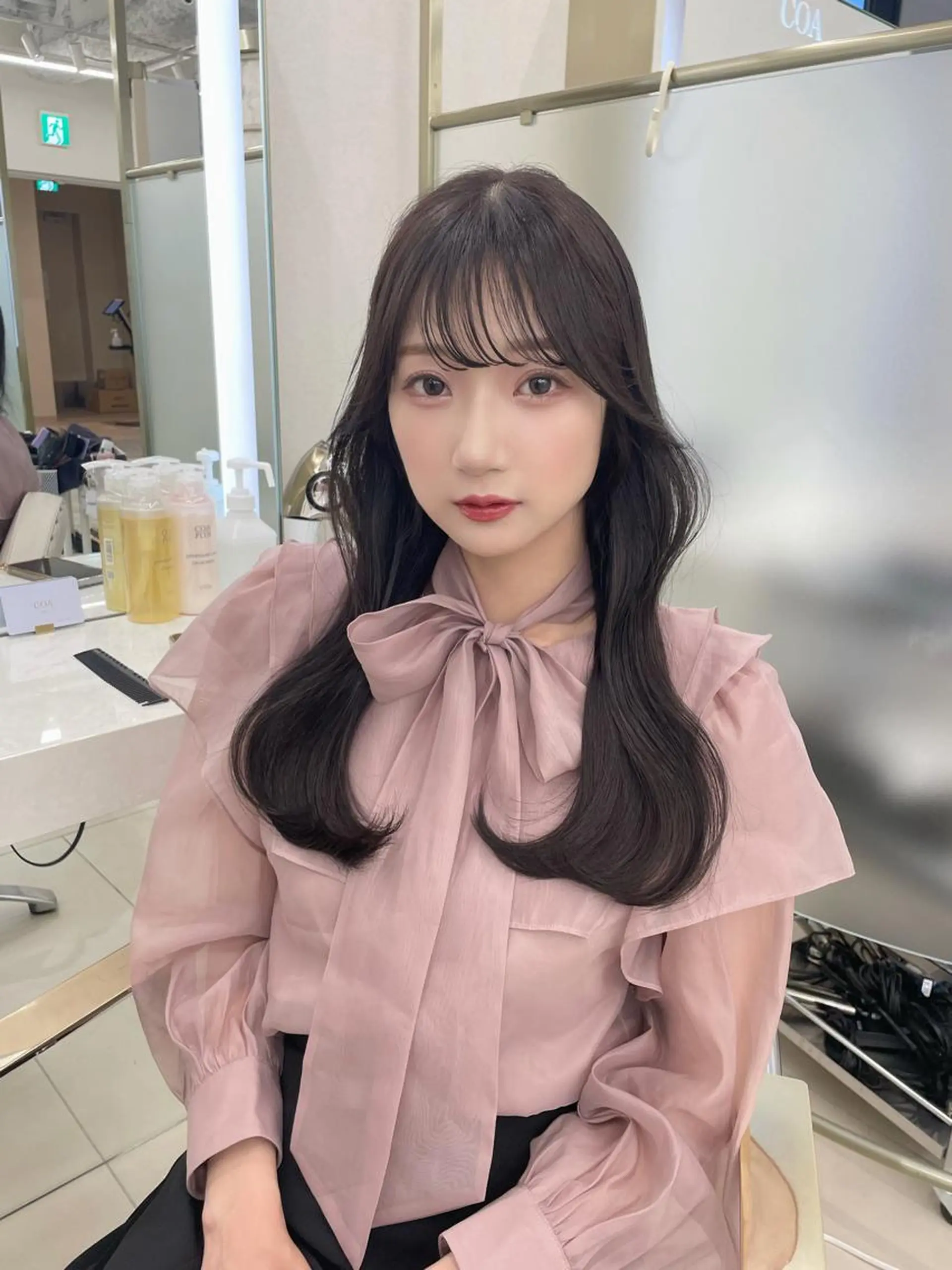 ロング カラー 透明感カラー グレージュ シースルーバング ヘアカラー トリートメント COA GINZA 空也/前髪/顔まわりのヘアスタイル