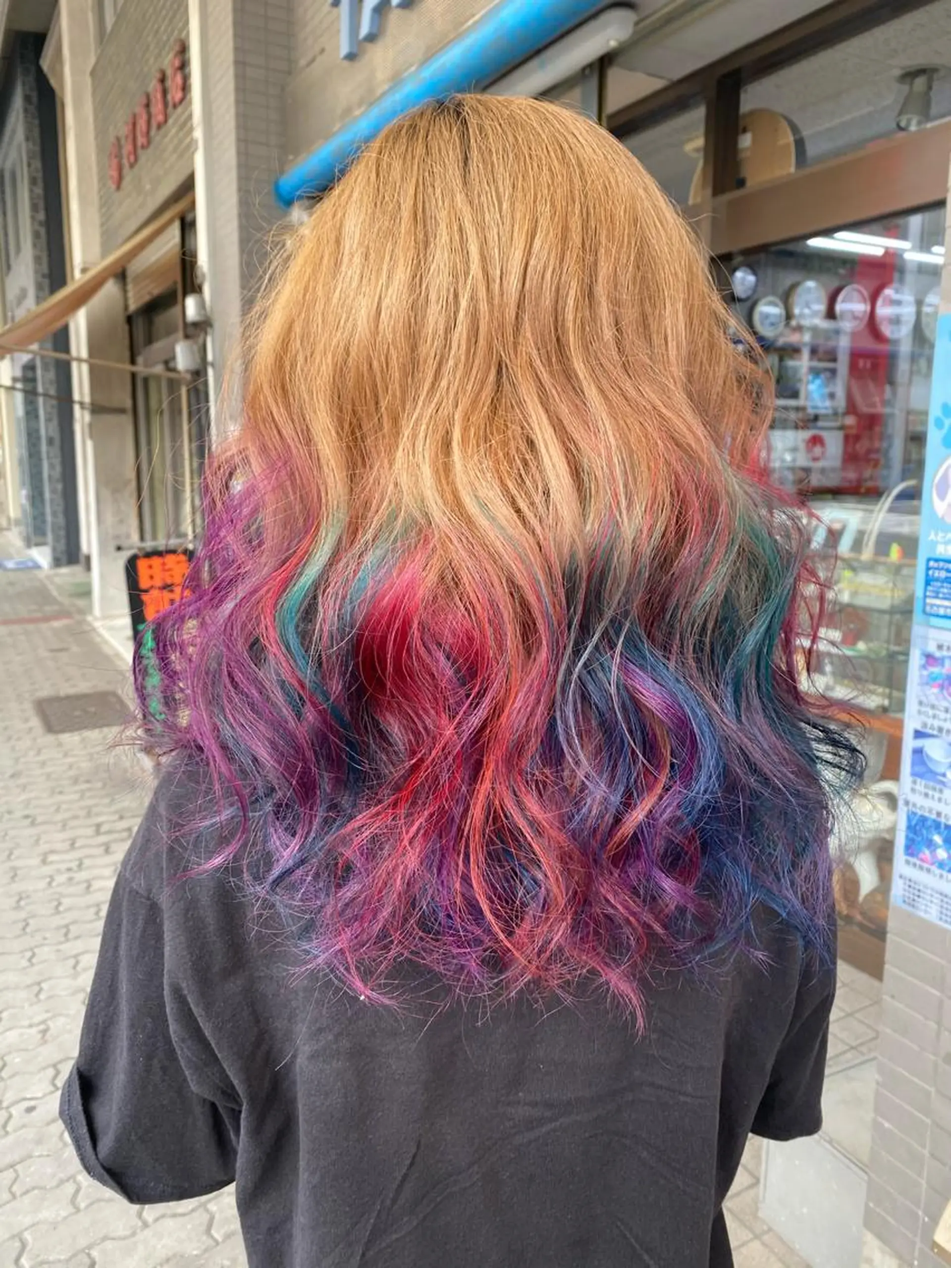 セミロング ゆぴ☾‪/推しカラー /ハイトーンのヘアスタイル