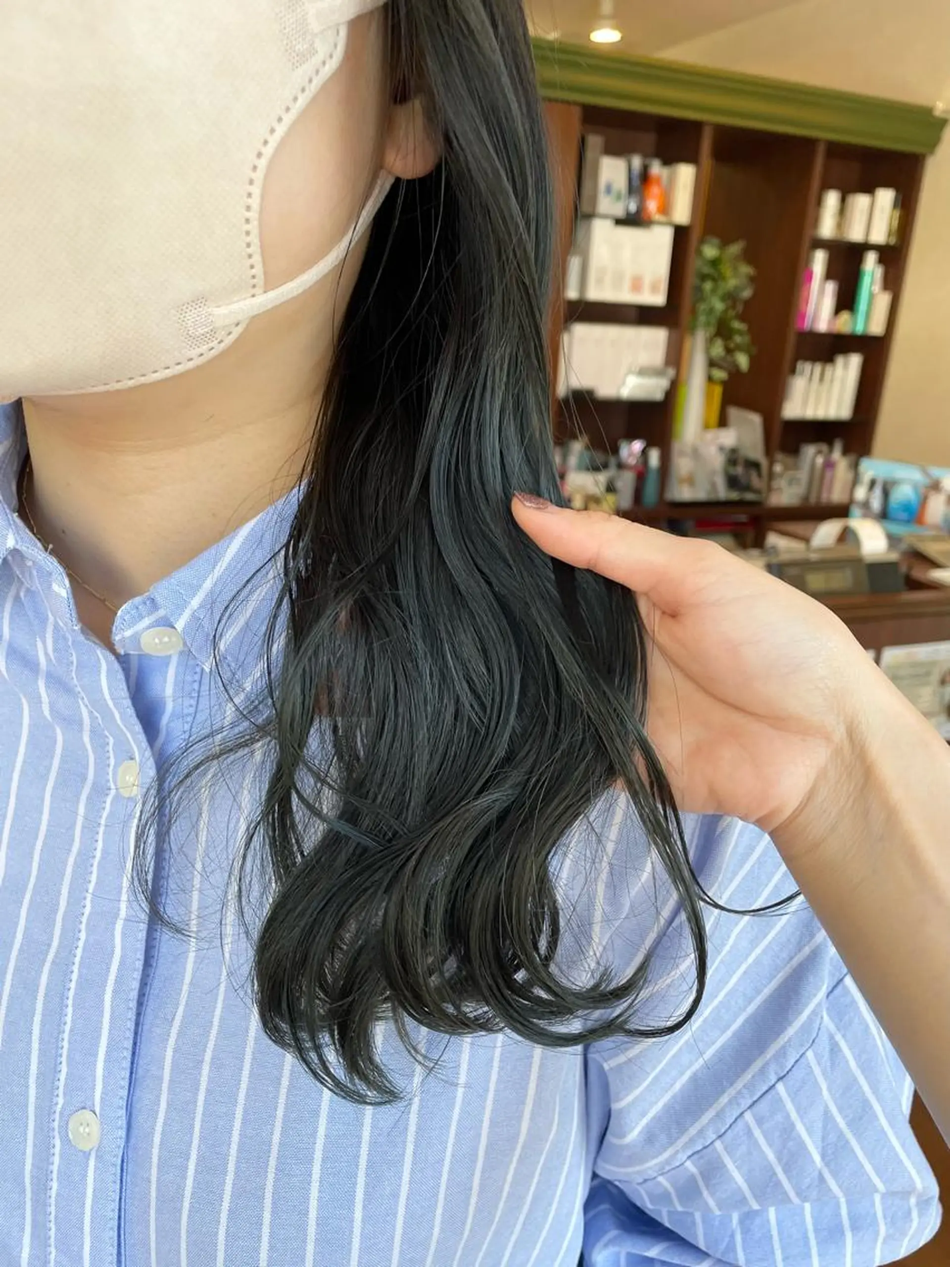 セミロング カット ヘアカラー トリートメント Vyuha ビューハのヘアスタイル