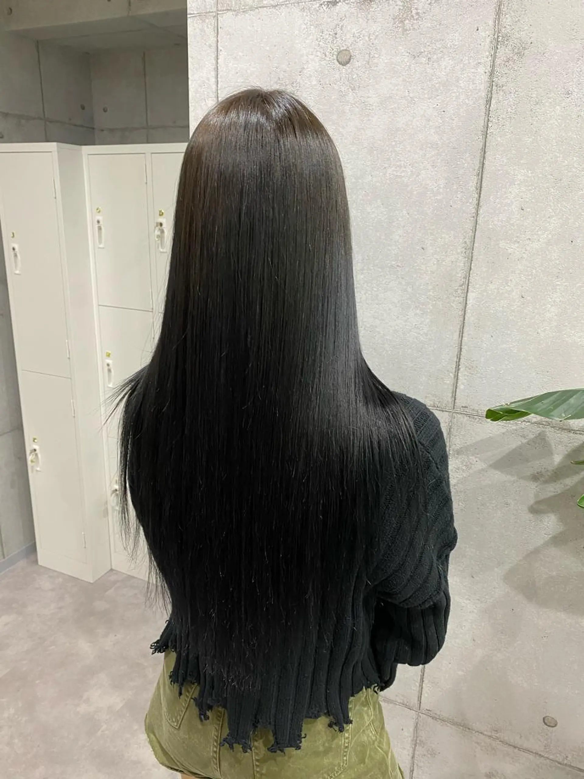 ロング カラー newi赤羽 HINATAのヘアスタイル