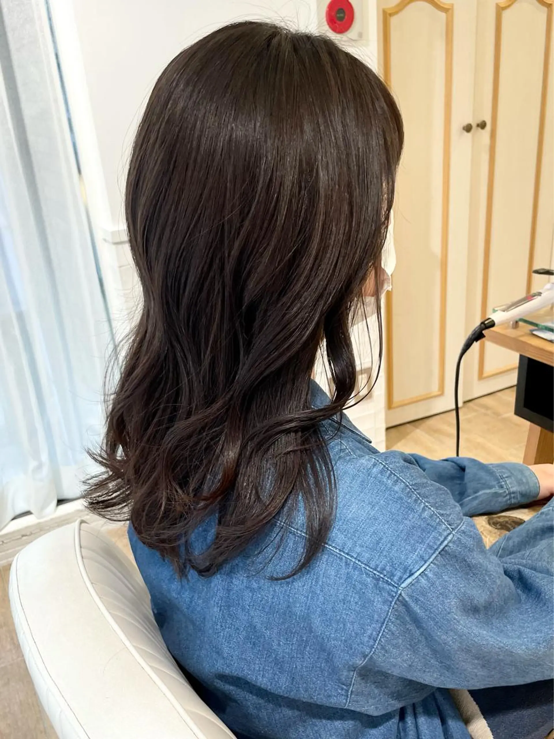セミロング カラー アッシュ オリーブアッシュ カット ヘアカラー ✨カラー支持No.1 🧸ワキ カナコ🧸のヘアスタイル