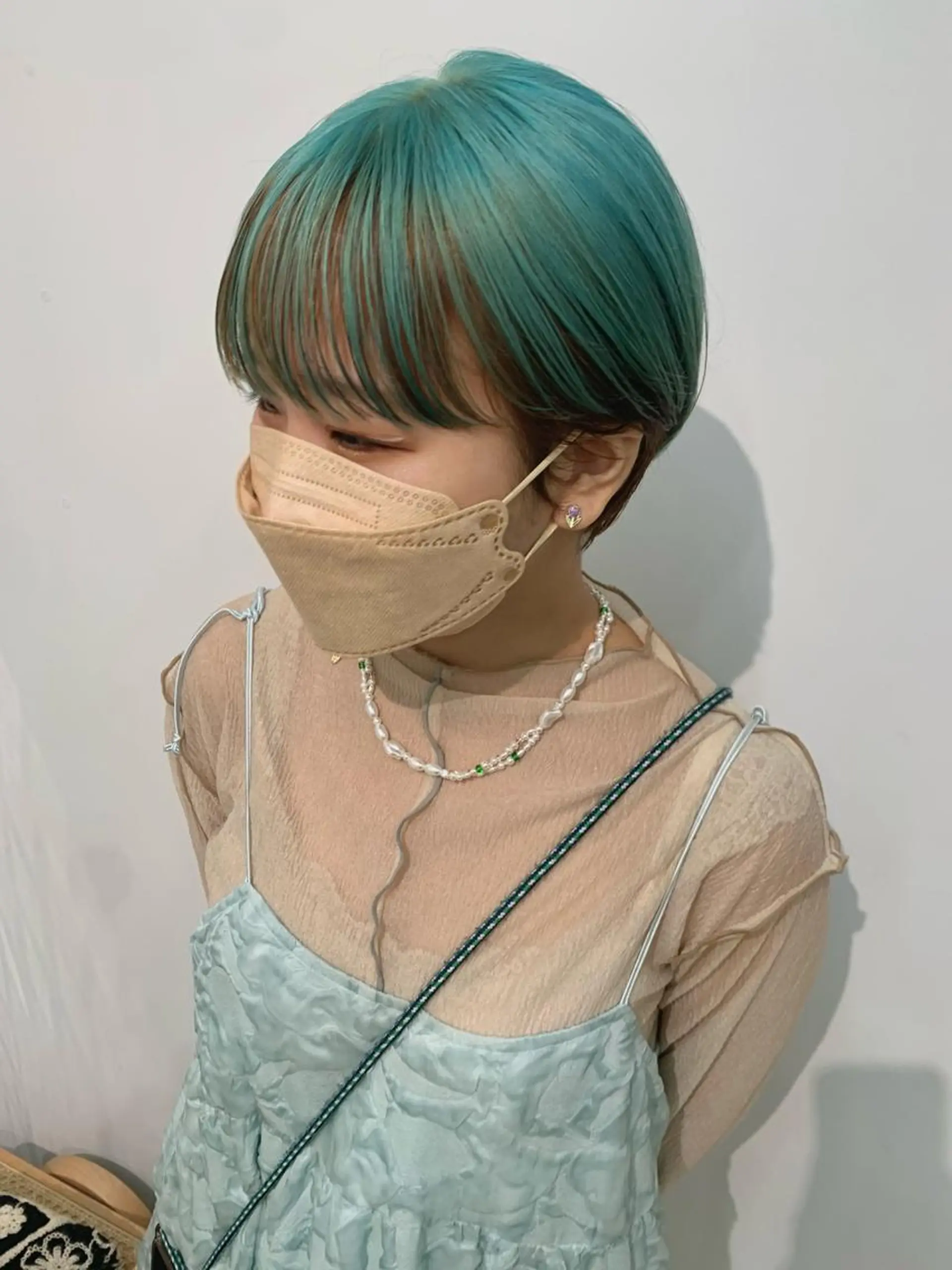 ショート カラー ベージュ/透明感/ 桃子🎀のヘアスタイル