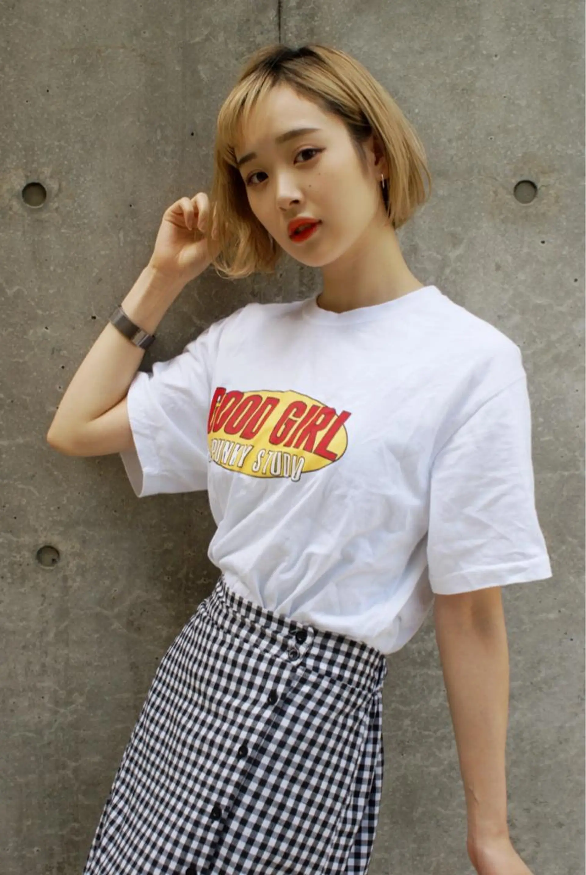 ショート カラー ブリーチ みうら ミウラのヘアスタイル