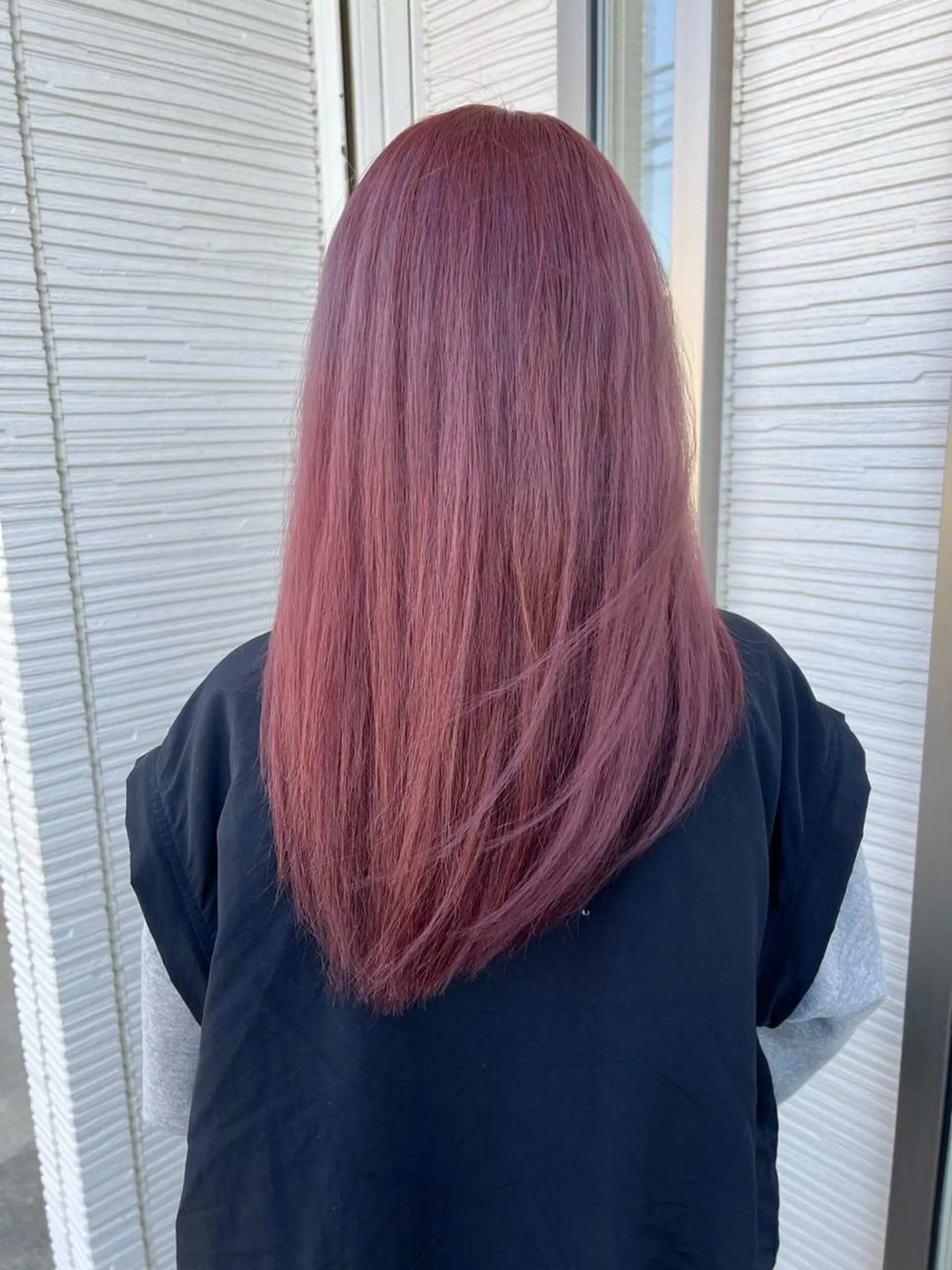 ロング カラー 下岡 奈津美のヘアスタイル