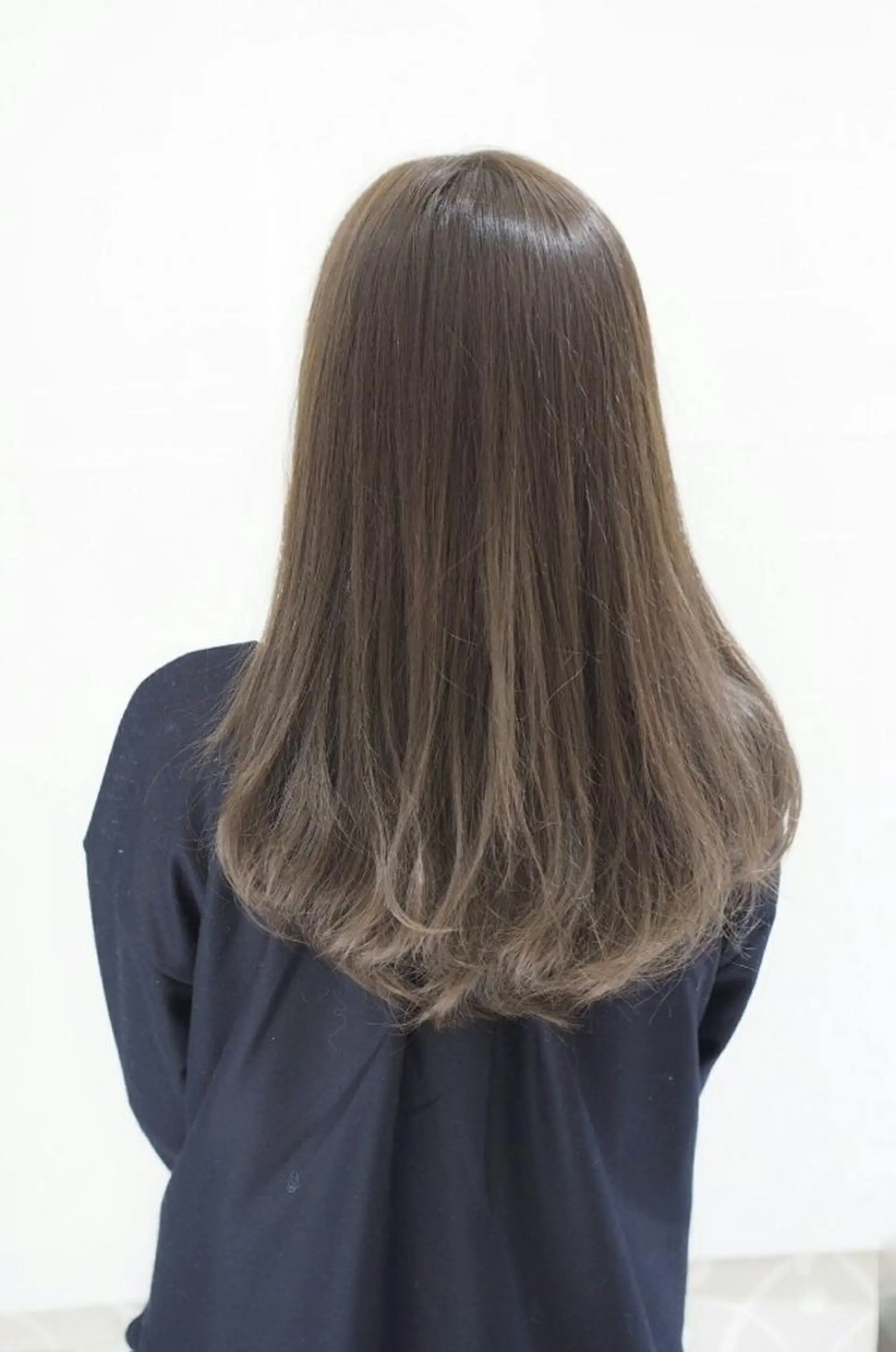 カラー ロング カット ヘアカラー トリートメント 辻 竜也　のヘアスタイル