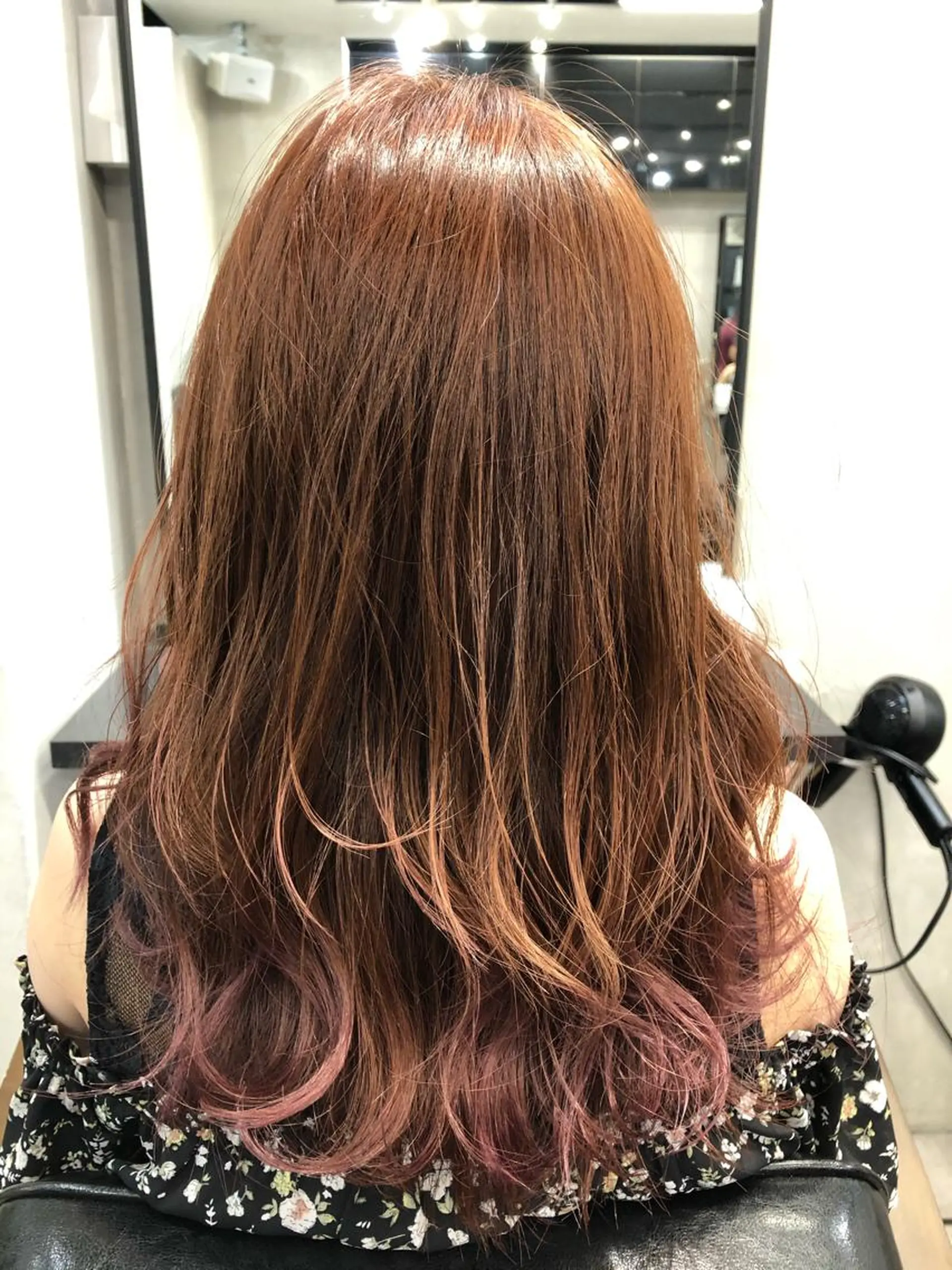 ロング カラー ベージュカラー ピンクカラー ピンクベージュ レイヤー×髪質改善✨ 渋谷/佐藤侑哉のヘアスタイル