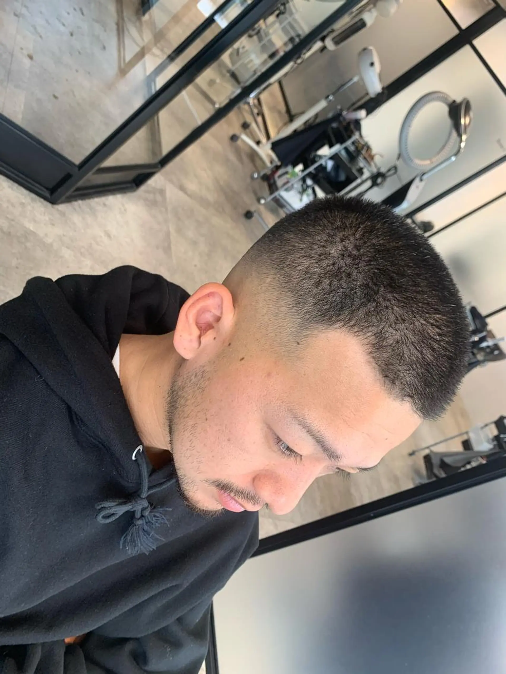 メンズ トリートメント 及川シゲル 髪質改善講師のヘアスタイル