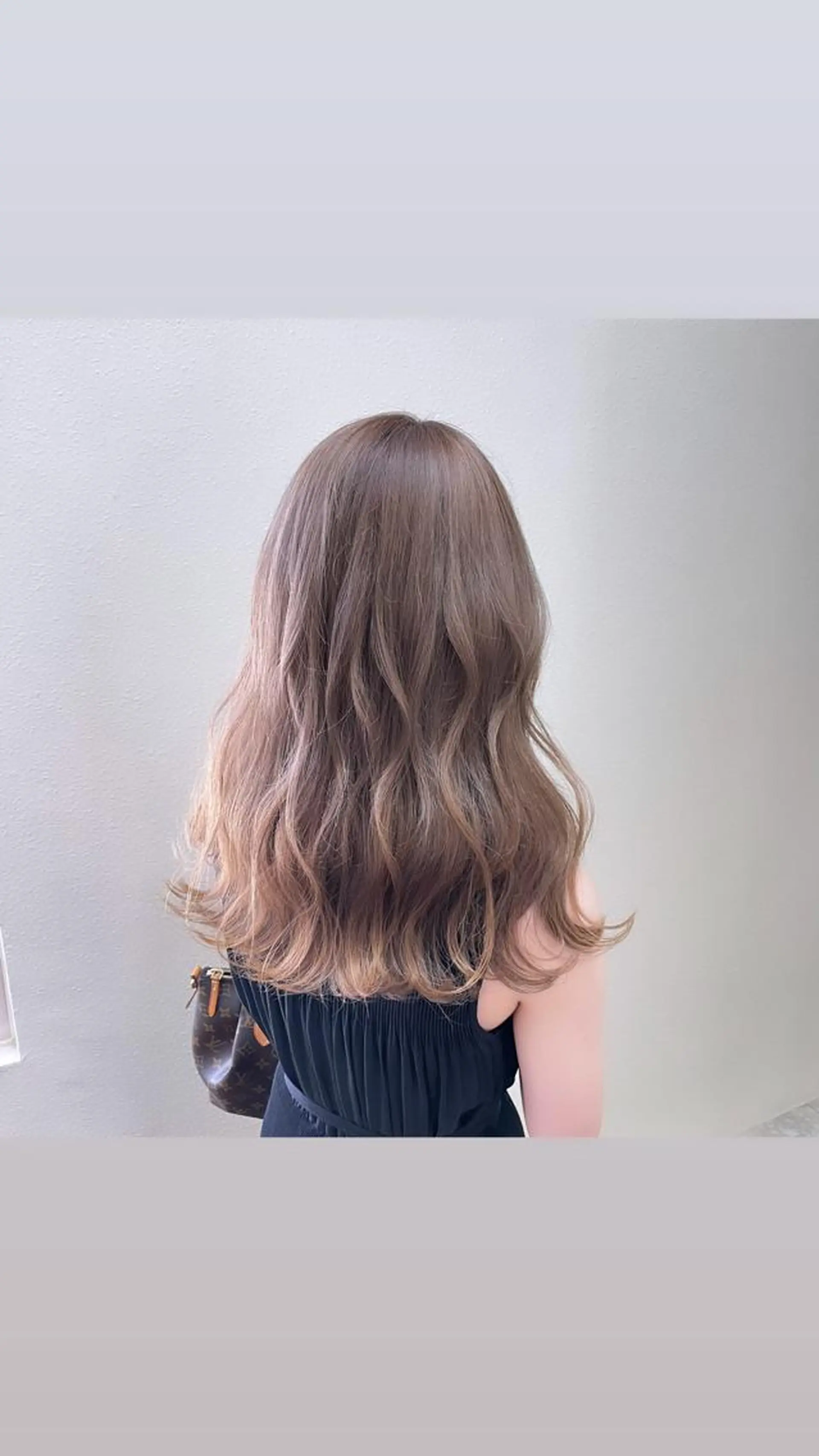 ミディアム カラー パーマ ヘアアレンジ メンズ キッズ ネイル マツエク・マツパ メンズブリーチ メンズハイライト メンズインナーカラー メンズ韓国風 ブリーチ 切りっぱなしヘアボブ ミディアムヘアRYOのヘアスタイル