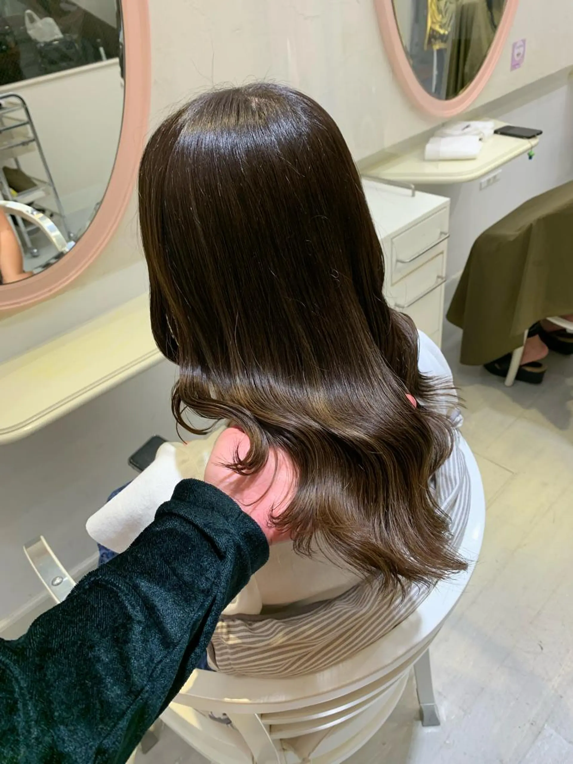 ロング カラー ヘアアレンジ チバ ヒロトのヘアスタイル