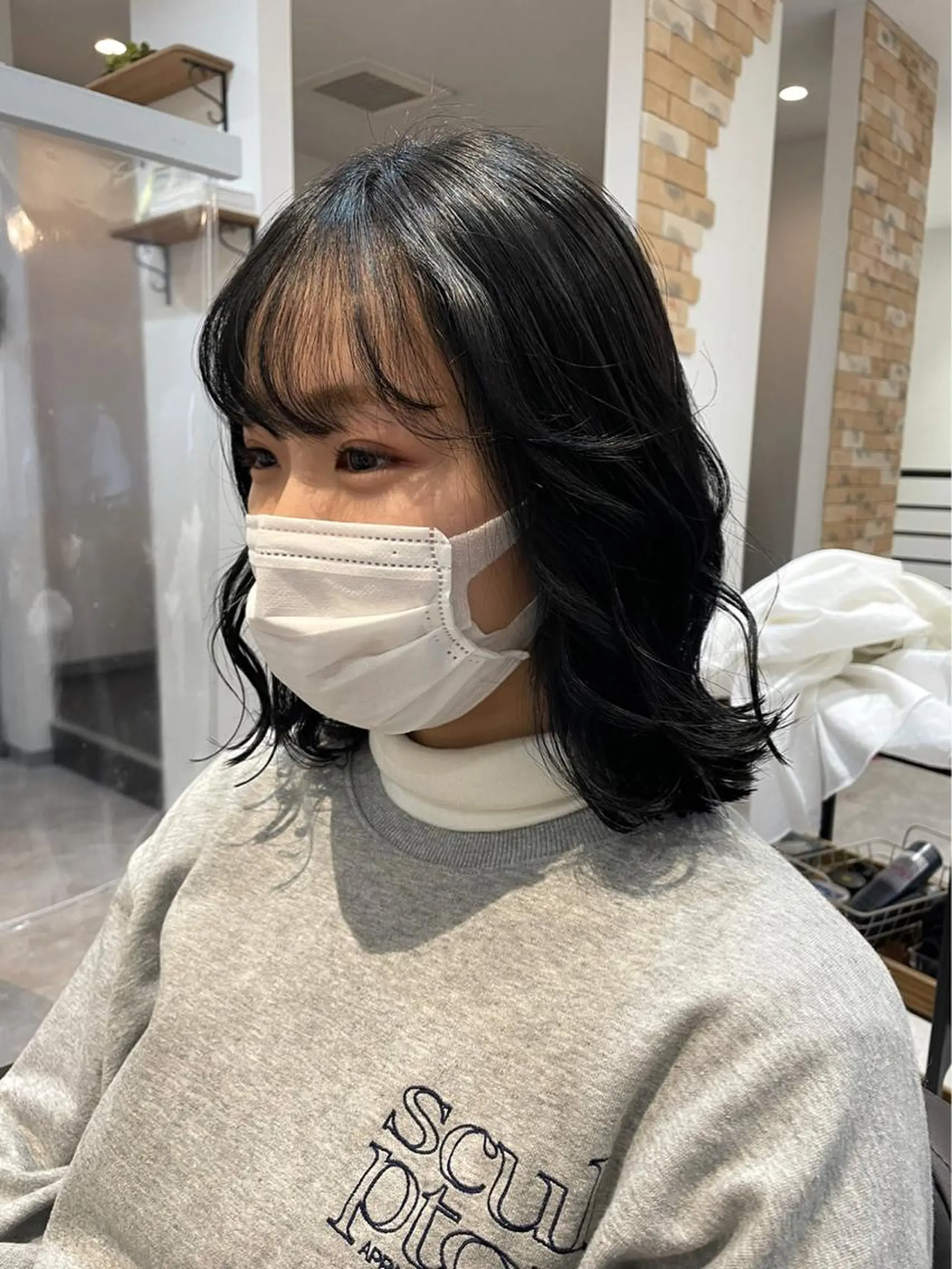 ミディアム カラー 狩野 羅夢のヘアスタイル