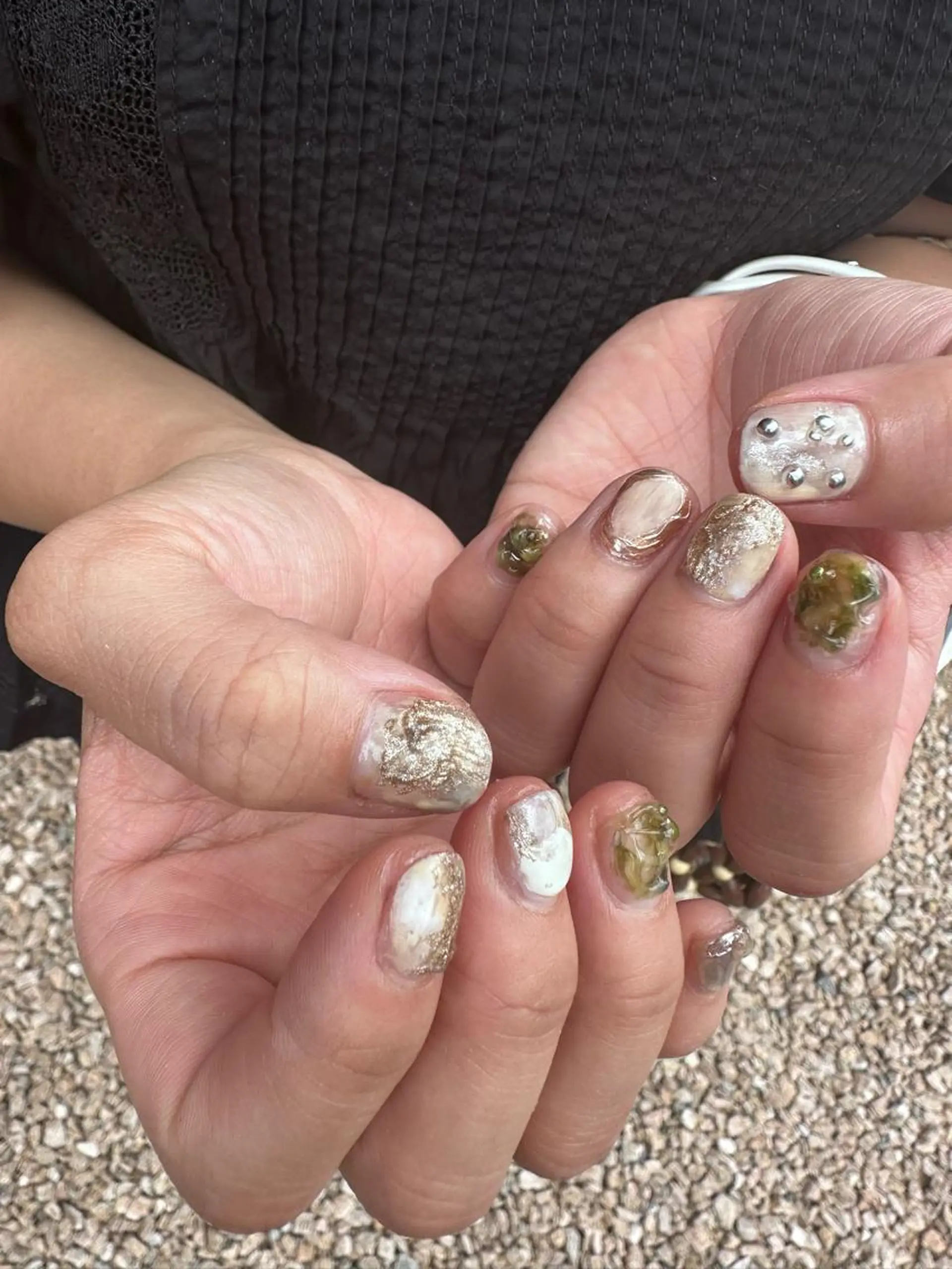 ネイル ニュアンスネイル ハンドネイル ハンドケア Atelier Ariのネイルデザイン