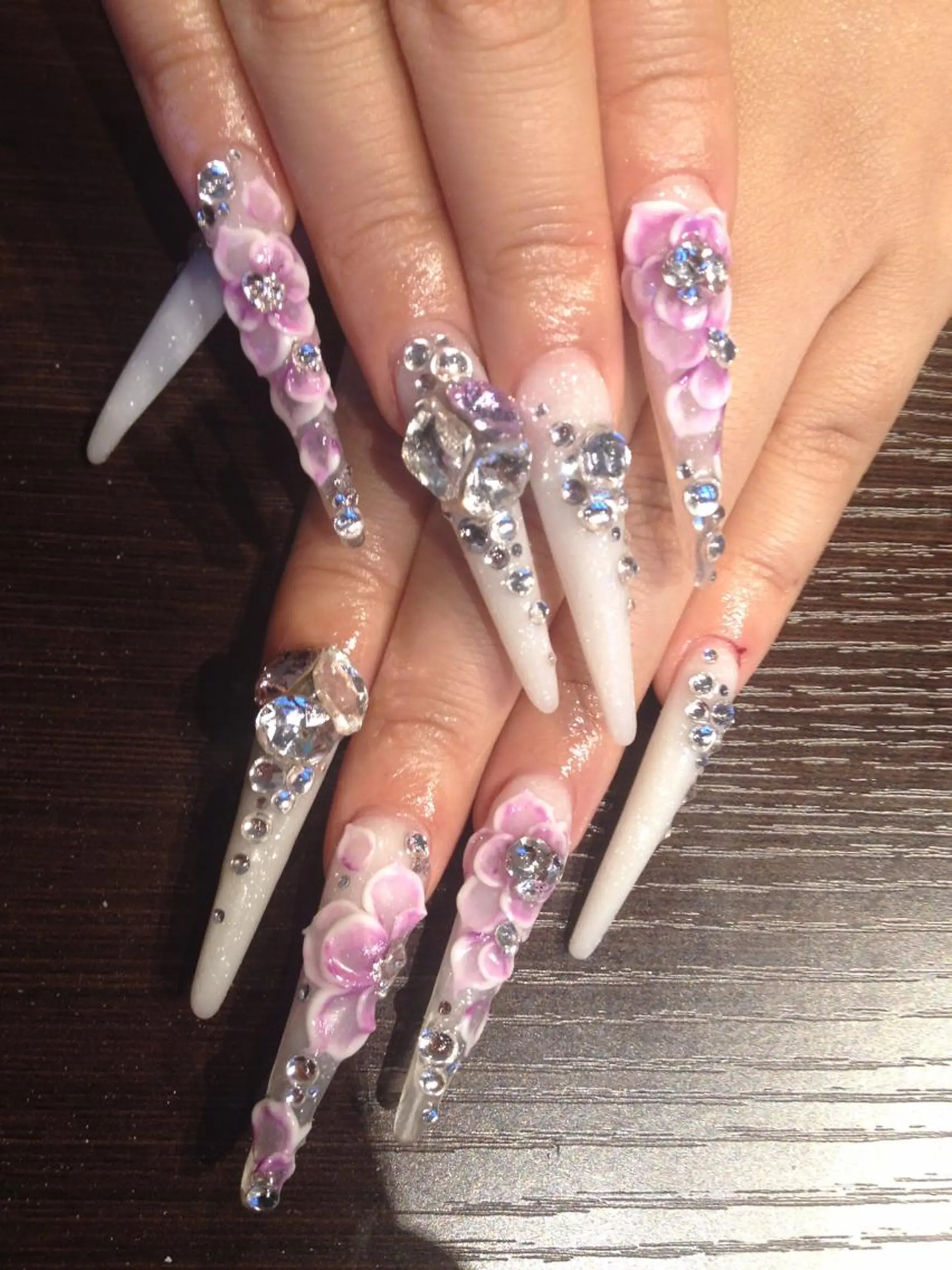 ネイル ハンドネイル chatblanc ♡のネイルデザイン