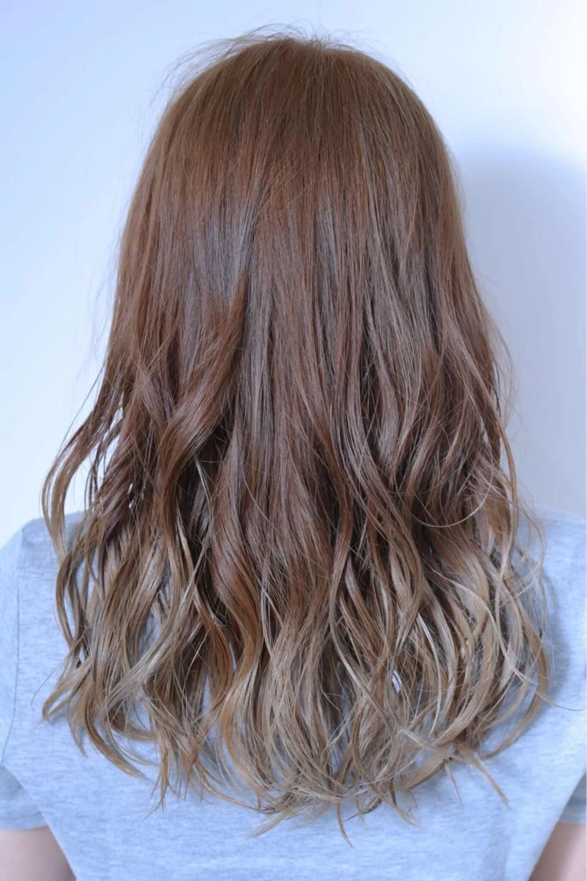 ロング 伊藤 裕貴のヘアスタイル