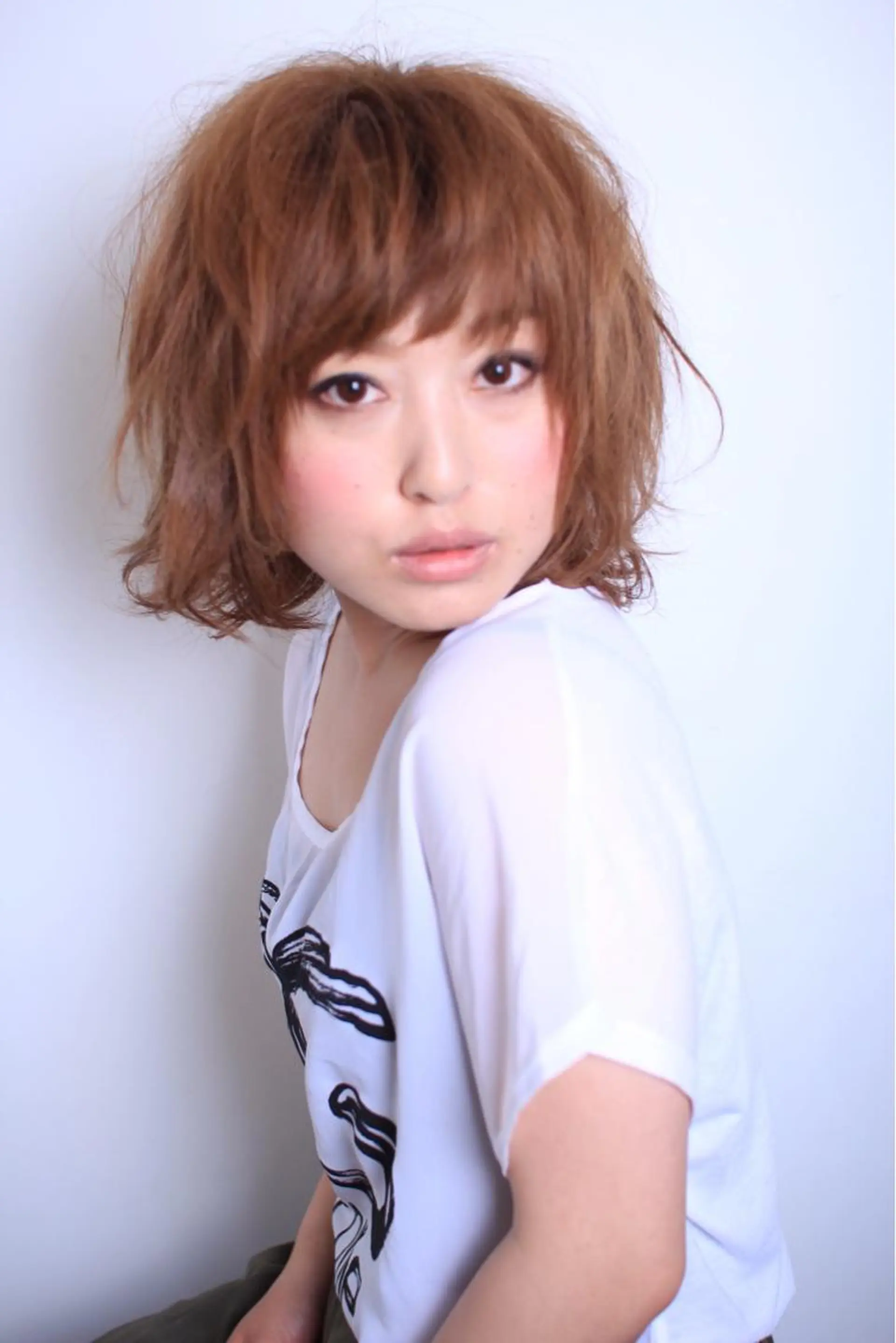 ミディアム ハイライト 髪質改善 小顔カット Endearing 銀座/レイヤーカットのヘアスタイル