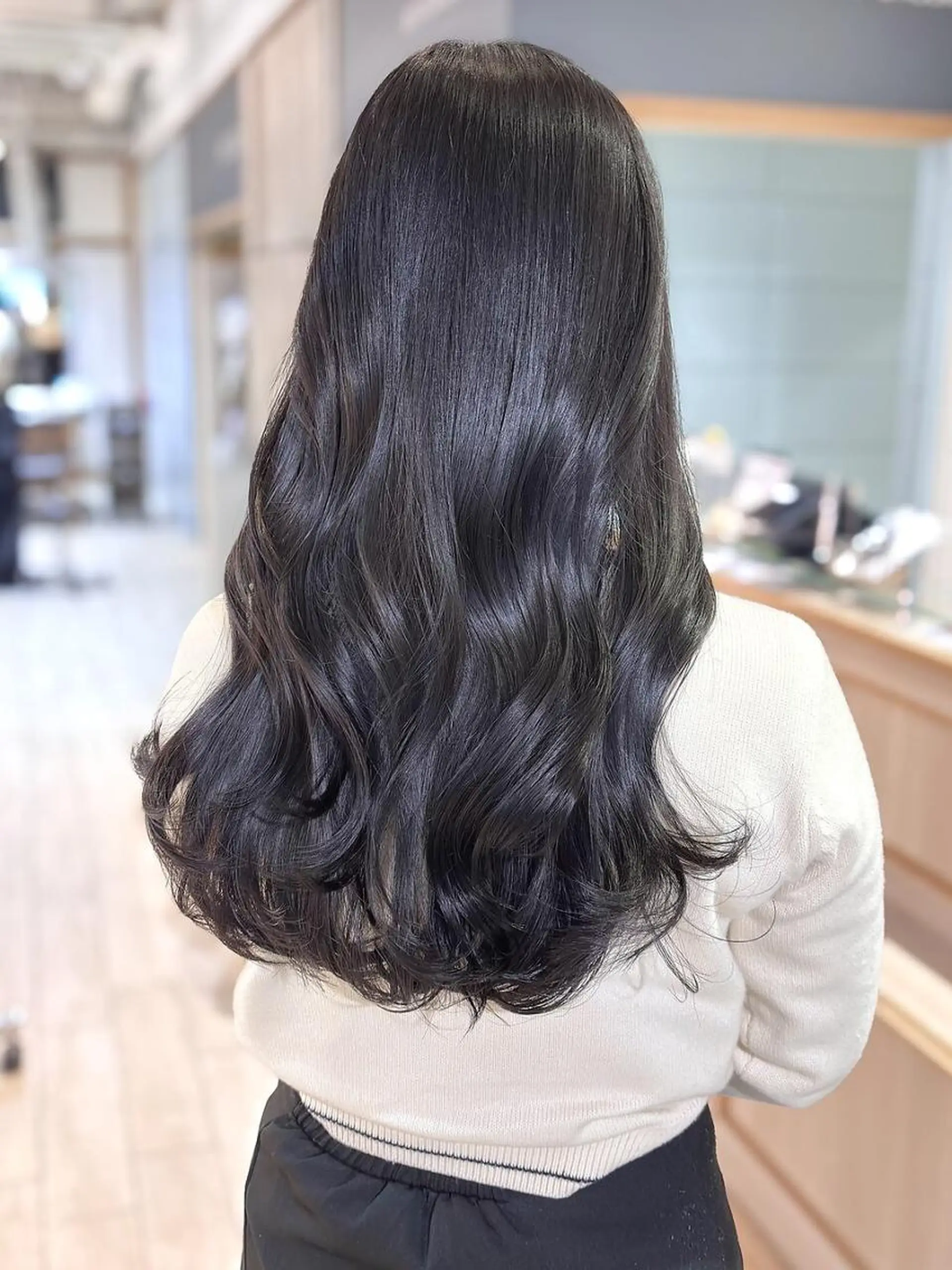 ミディアム ヘアカラー 🐏みや🐏 セットモデルのヘアスタイル