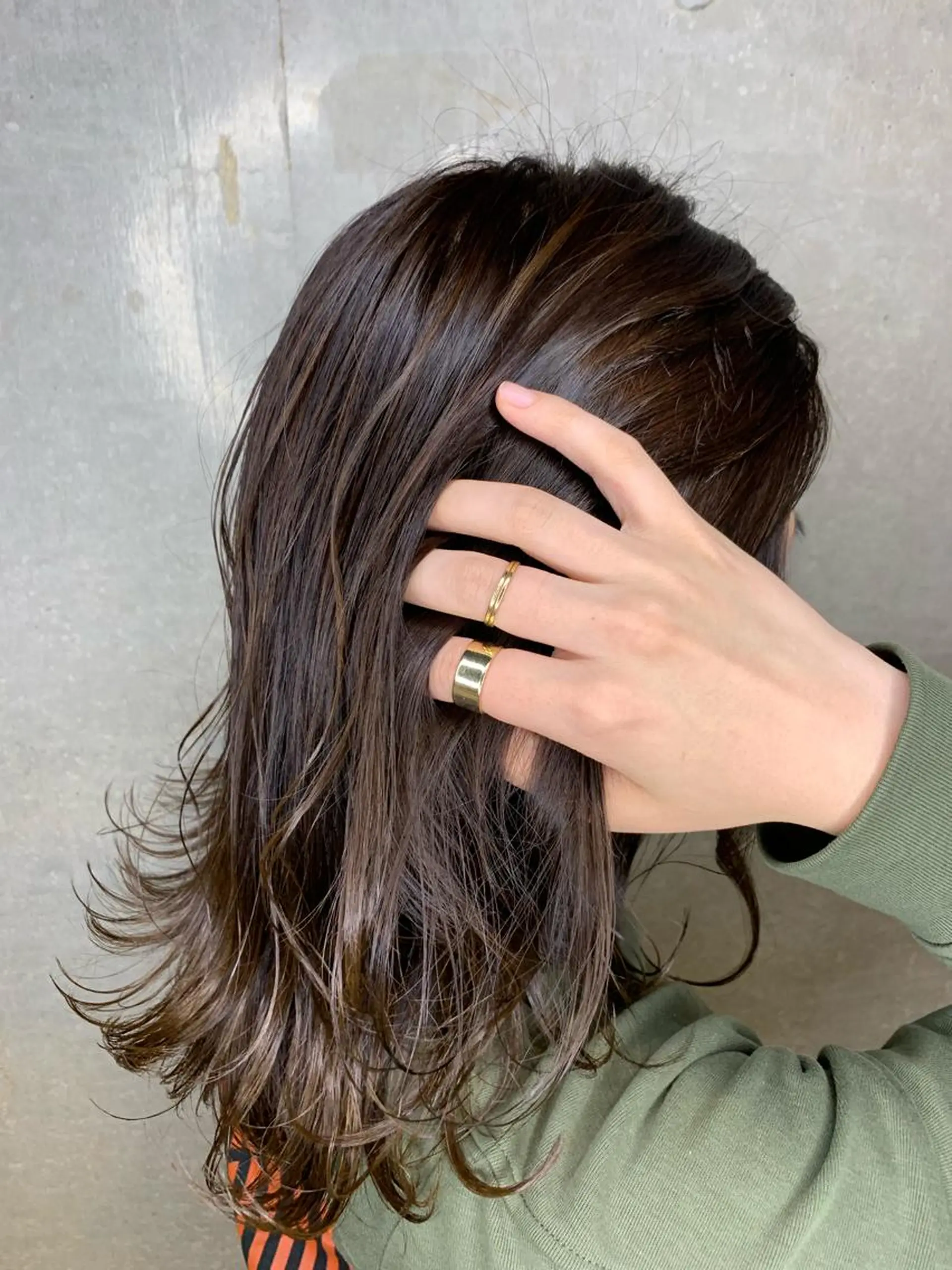 ミディアム カラー カット ふなき あすかのヘアスタイル