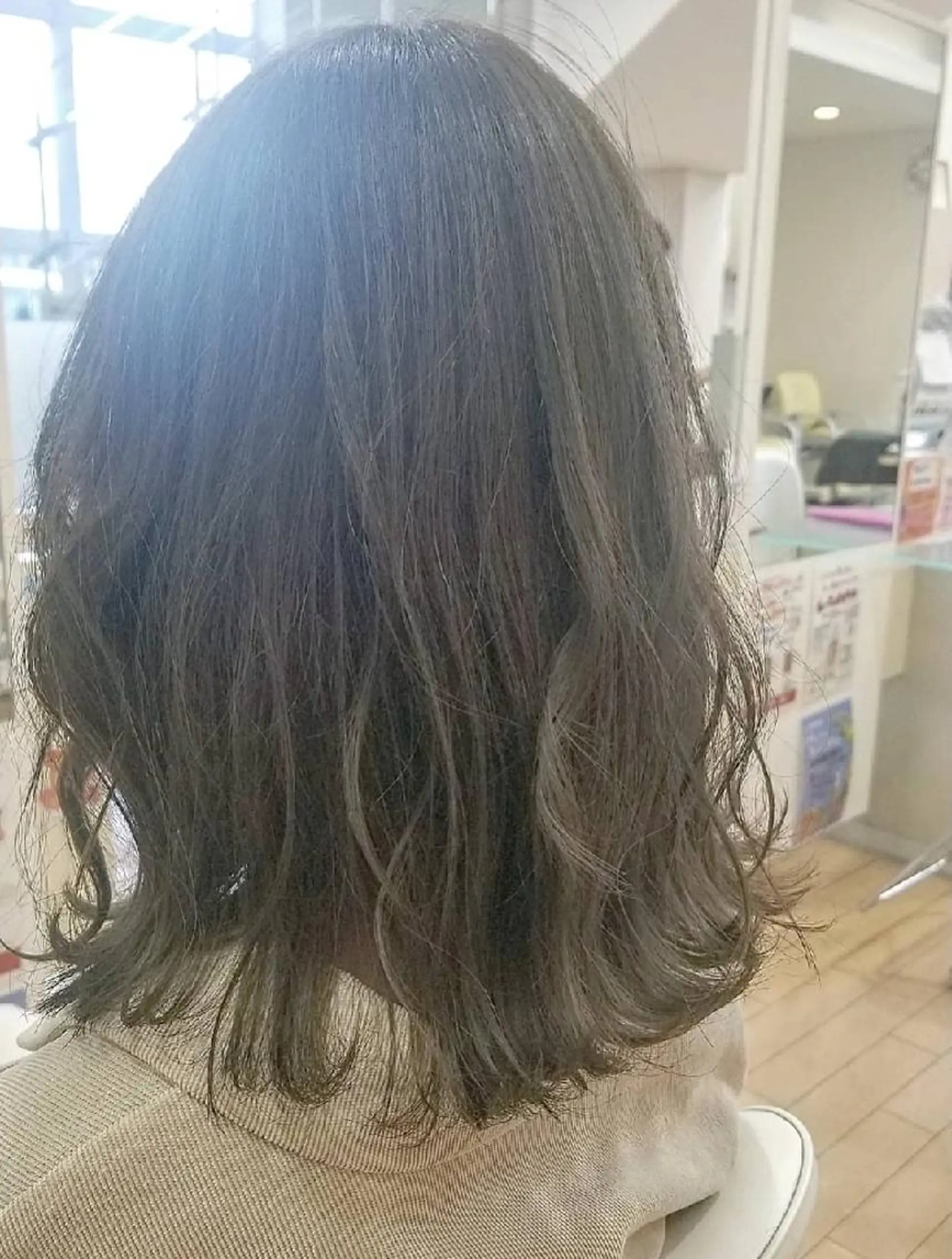 ミディアム カラー アッシュ オレンジ 関口 友菜のヘアスタイル