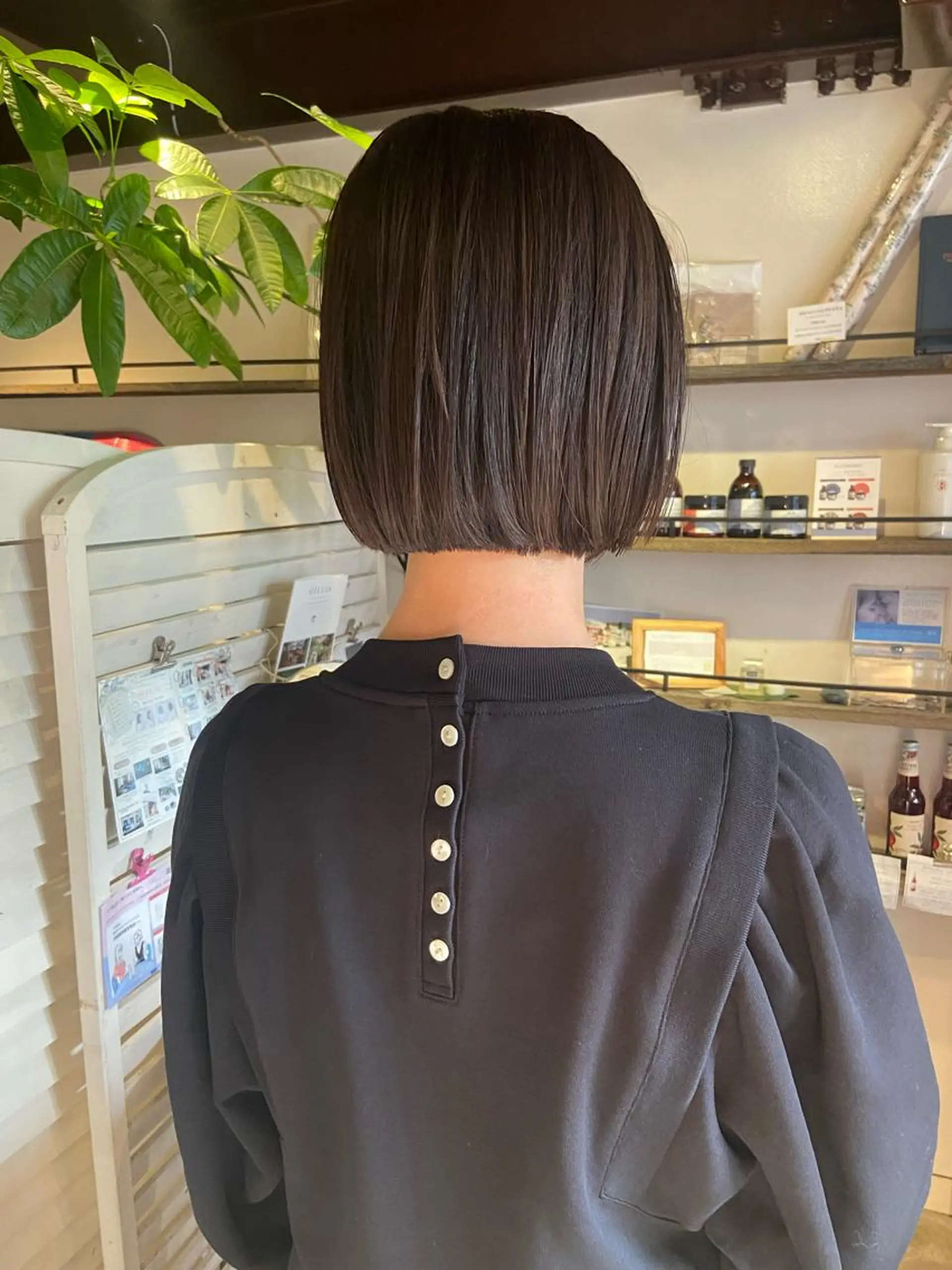 ショート カラー カット ヘアカラー 吉川 愛美李のヘアスタイル