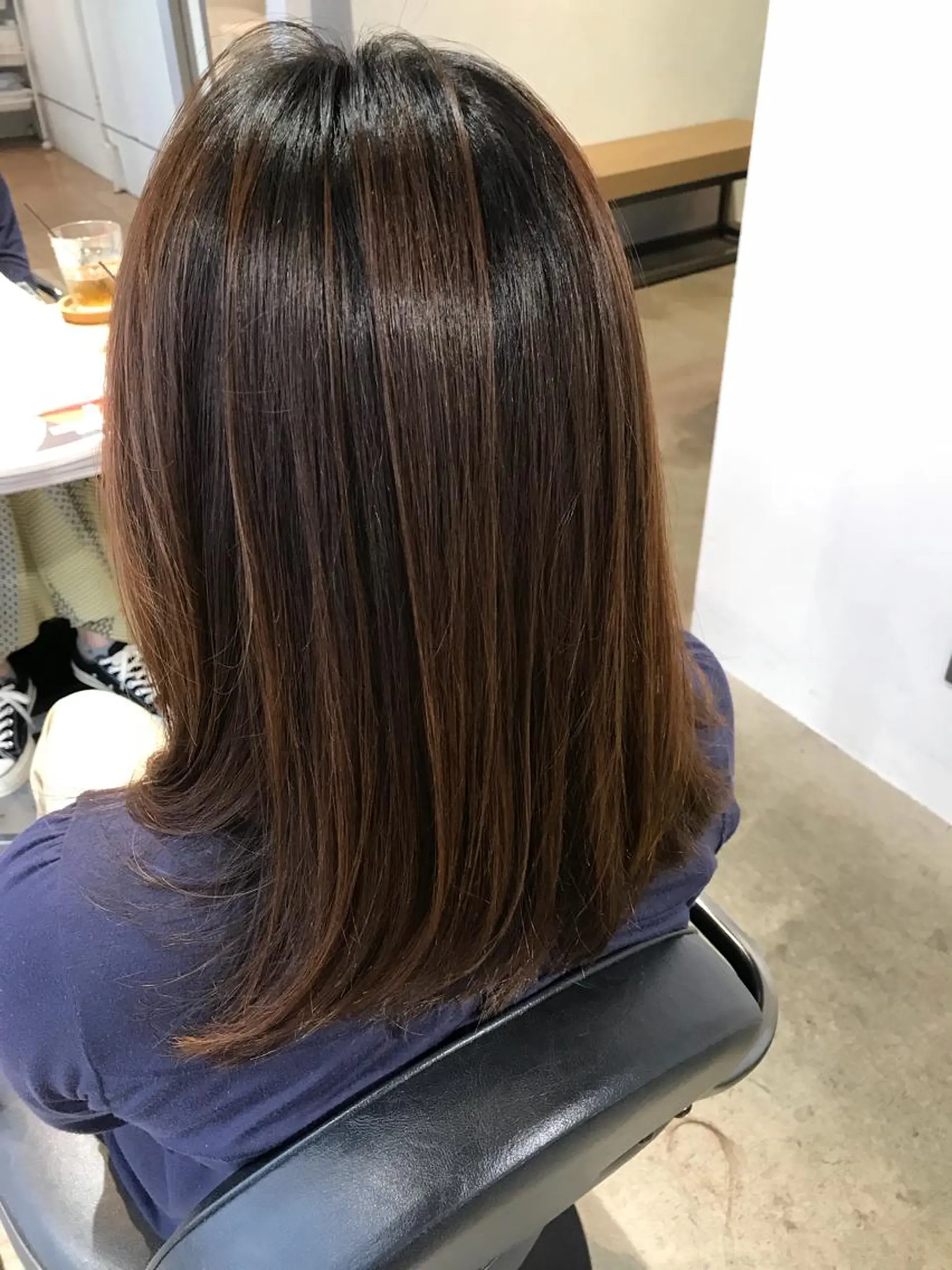 セミロング パーマ 濱岡 恭子のヘアスタイル