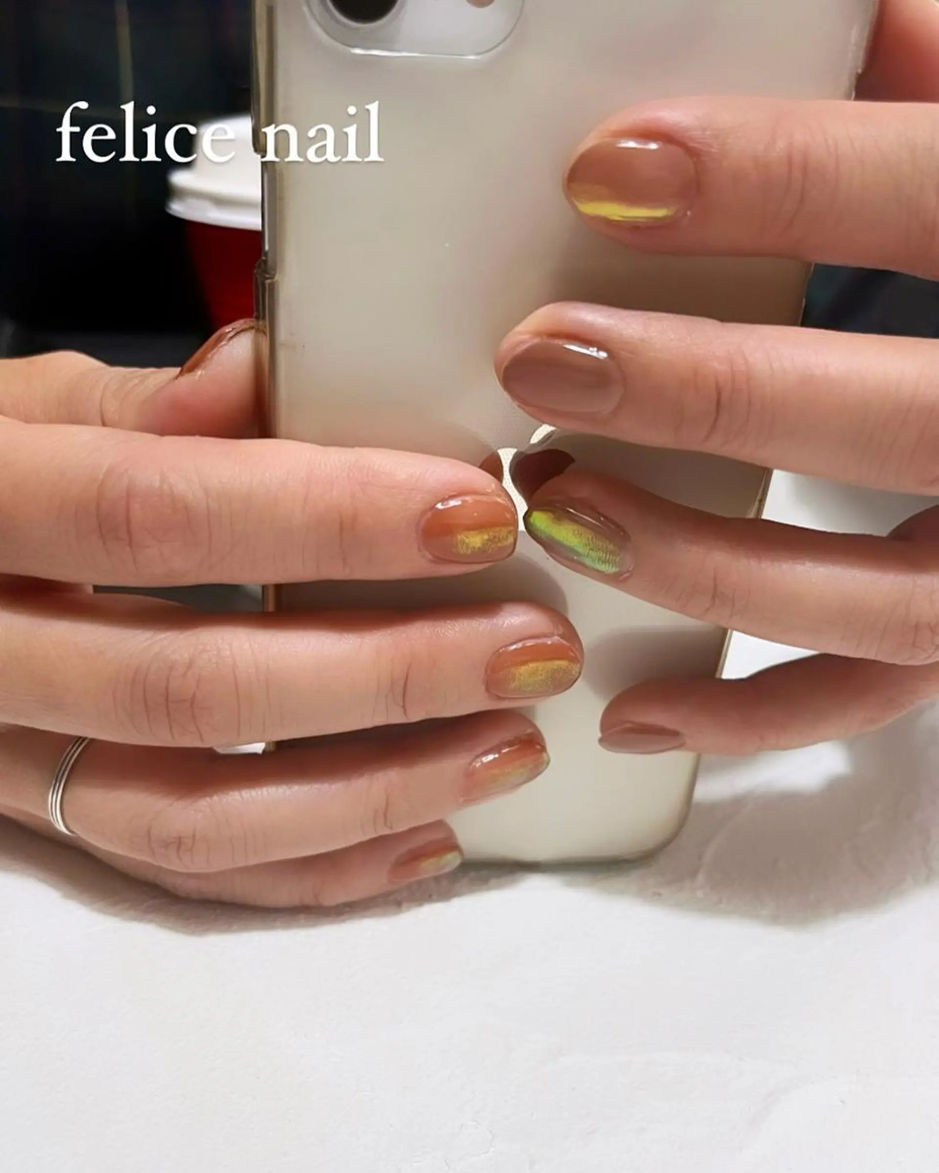 ネイル オーロラネイル ブラウン felice nailのネイルデザイン