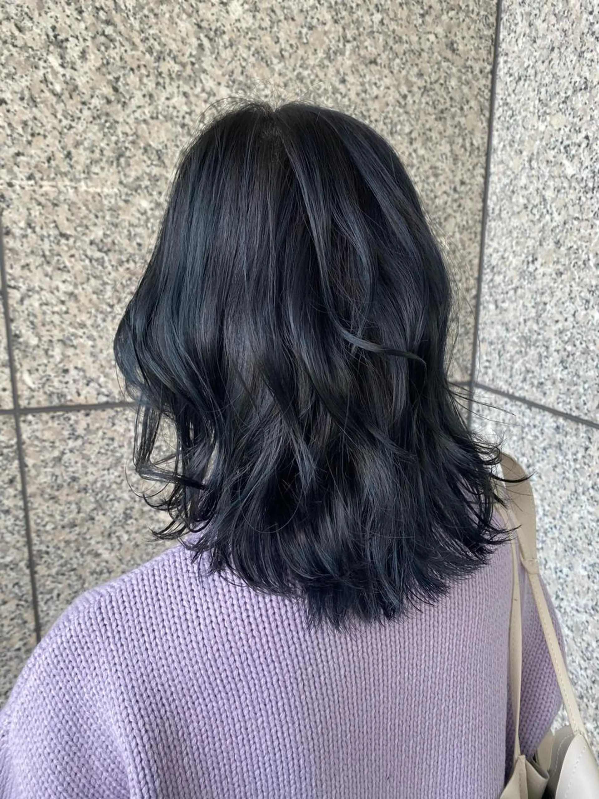 カラー & kuのヘアスタイル