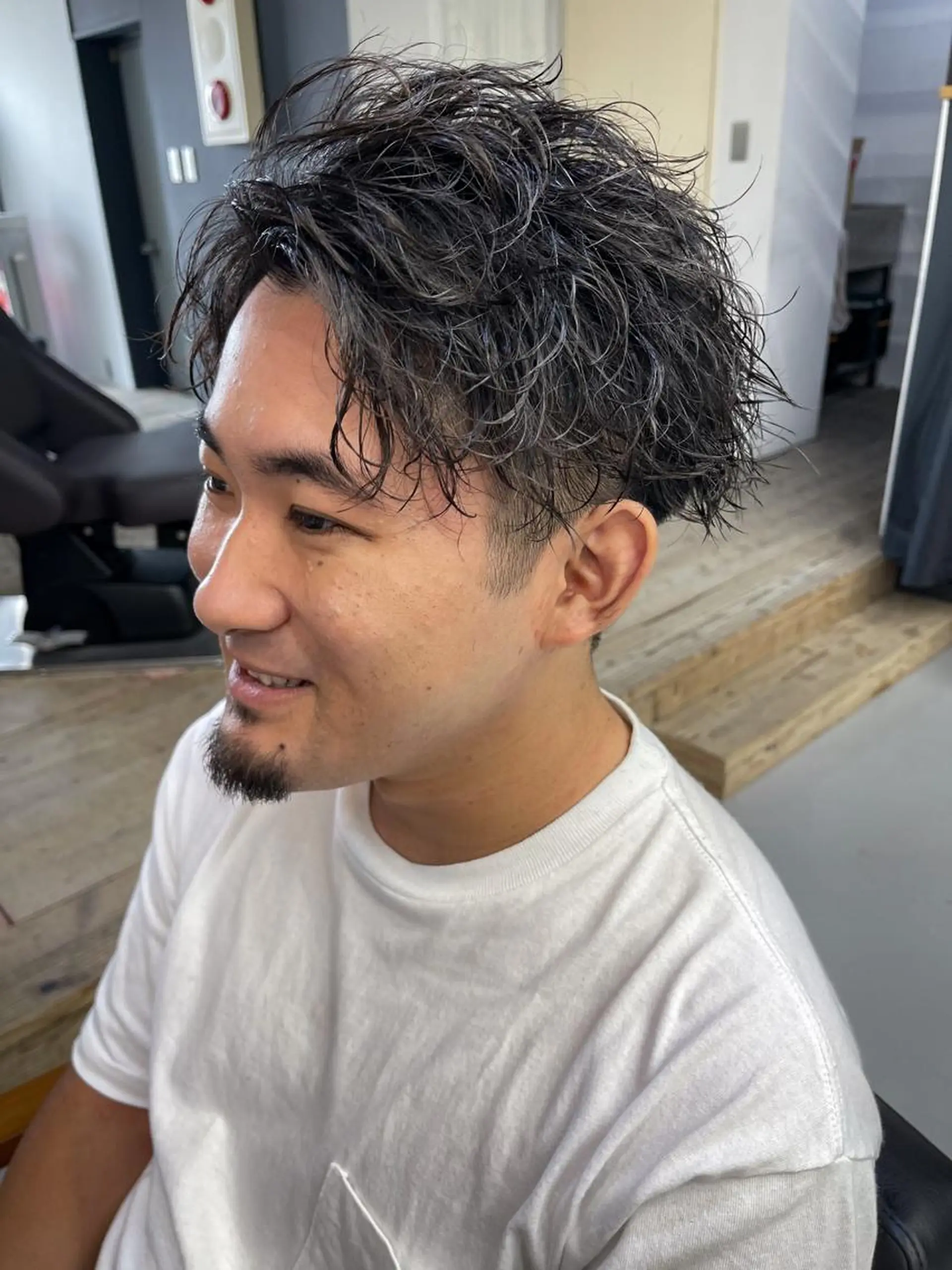 ショート パーマ メンズ アップバング メンズパーマ スパイラルパーマ カット パーマ 森本裕/オーナー/ スパイラルパーマのヘアスタイル