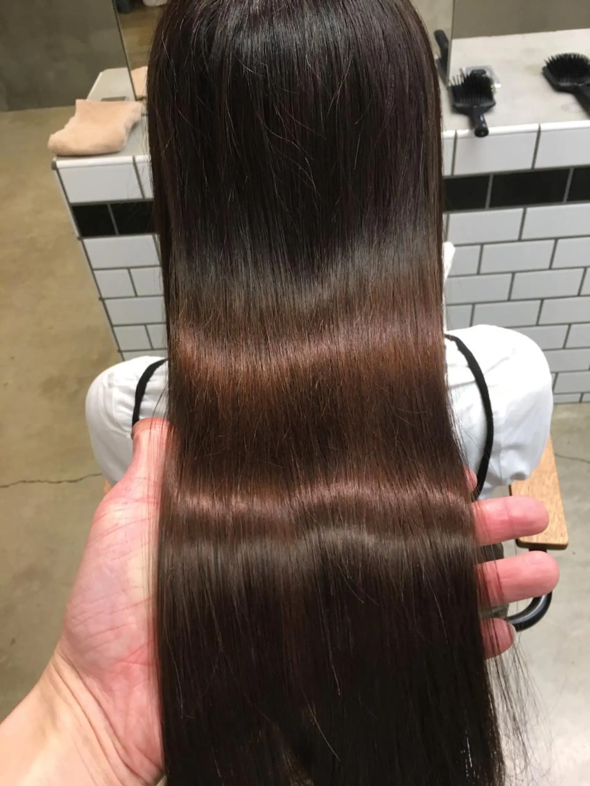 セミロング カラー トリートメント メンズ眉毛ITSUK Iメンズ専門　新宿の眉毛・アイブロウイメージ