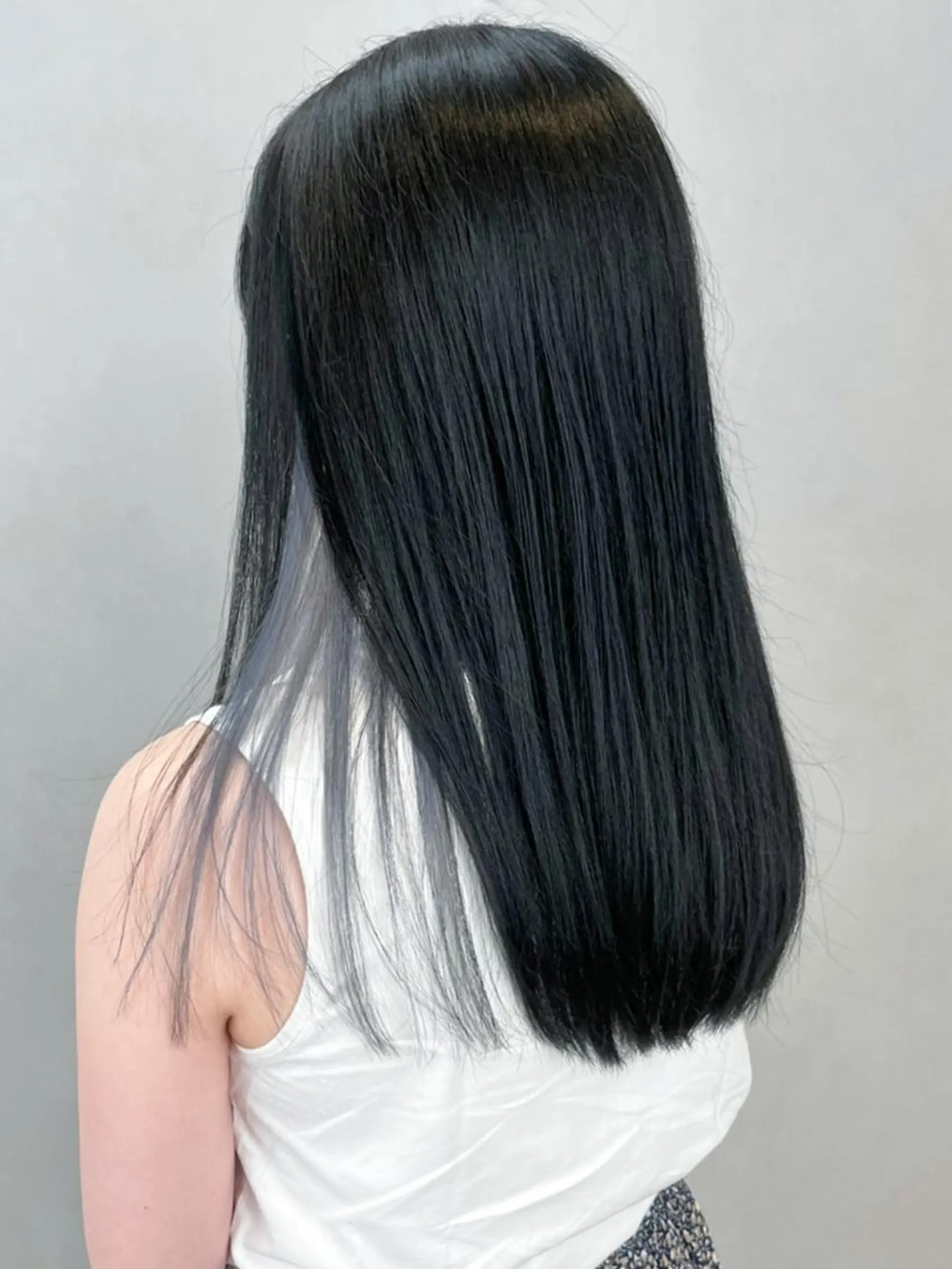 ミディアム パーマ カラー ヘアアレンジ イヤリングカラー ITbyALBUM 藤沢店のヘアスタイル