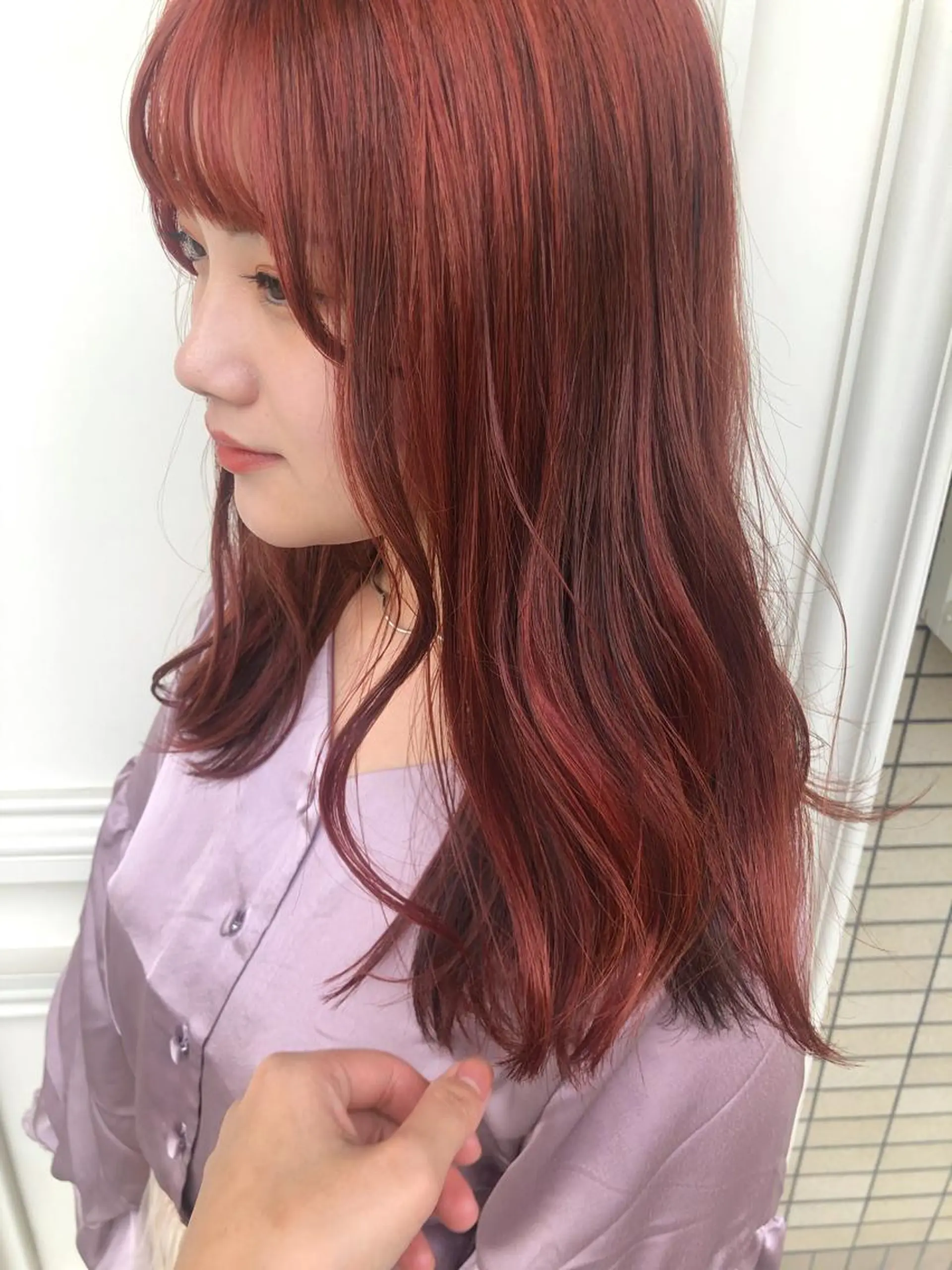 ロング カラー 森安 華楠のヘアスタイル