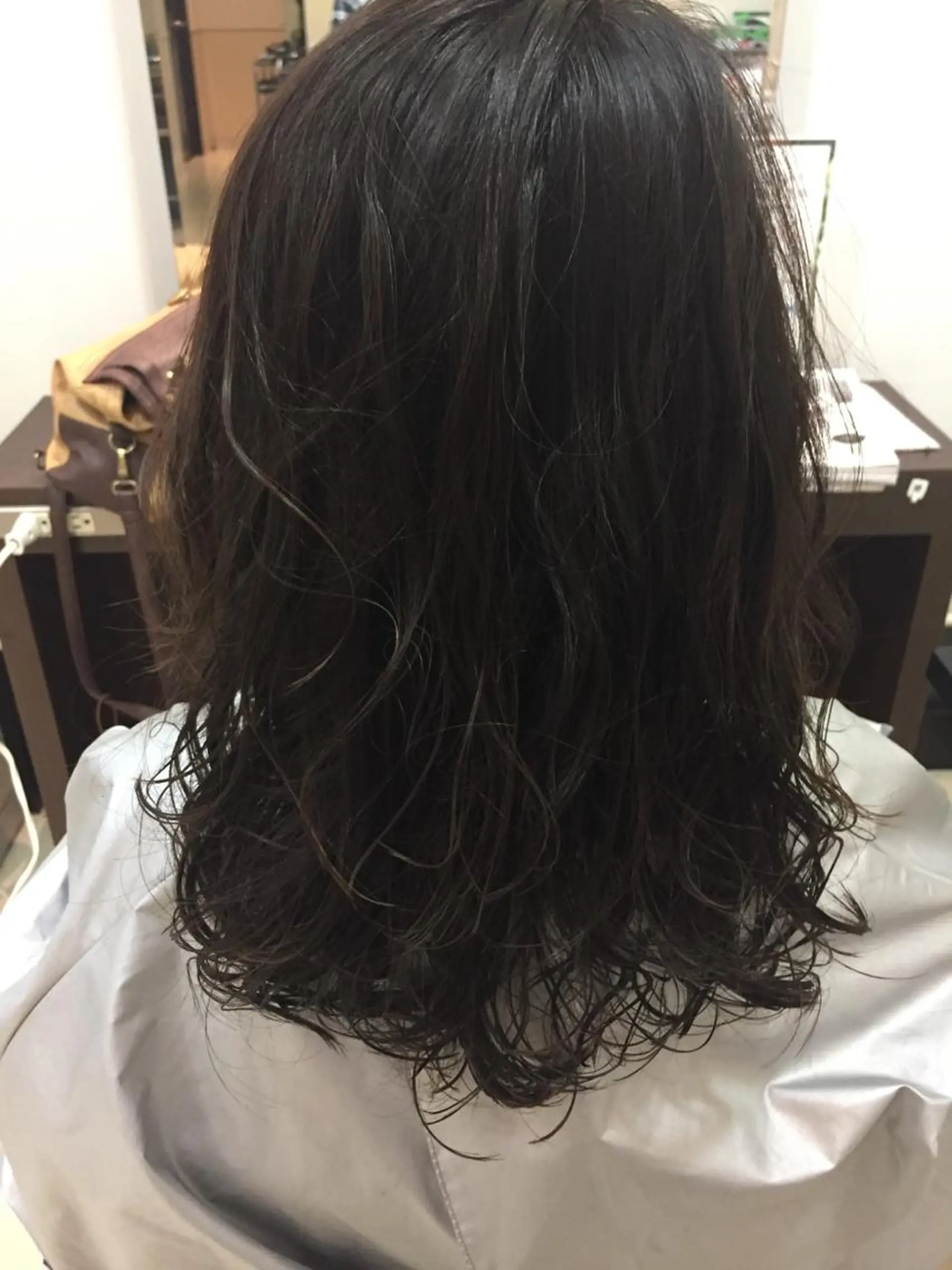 セミロング パーマ 関口 友行のヘアスタイル