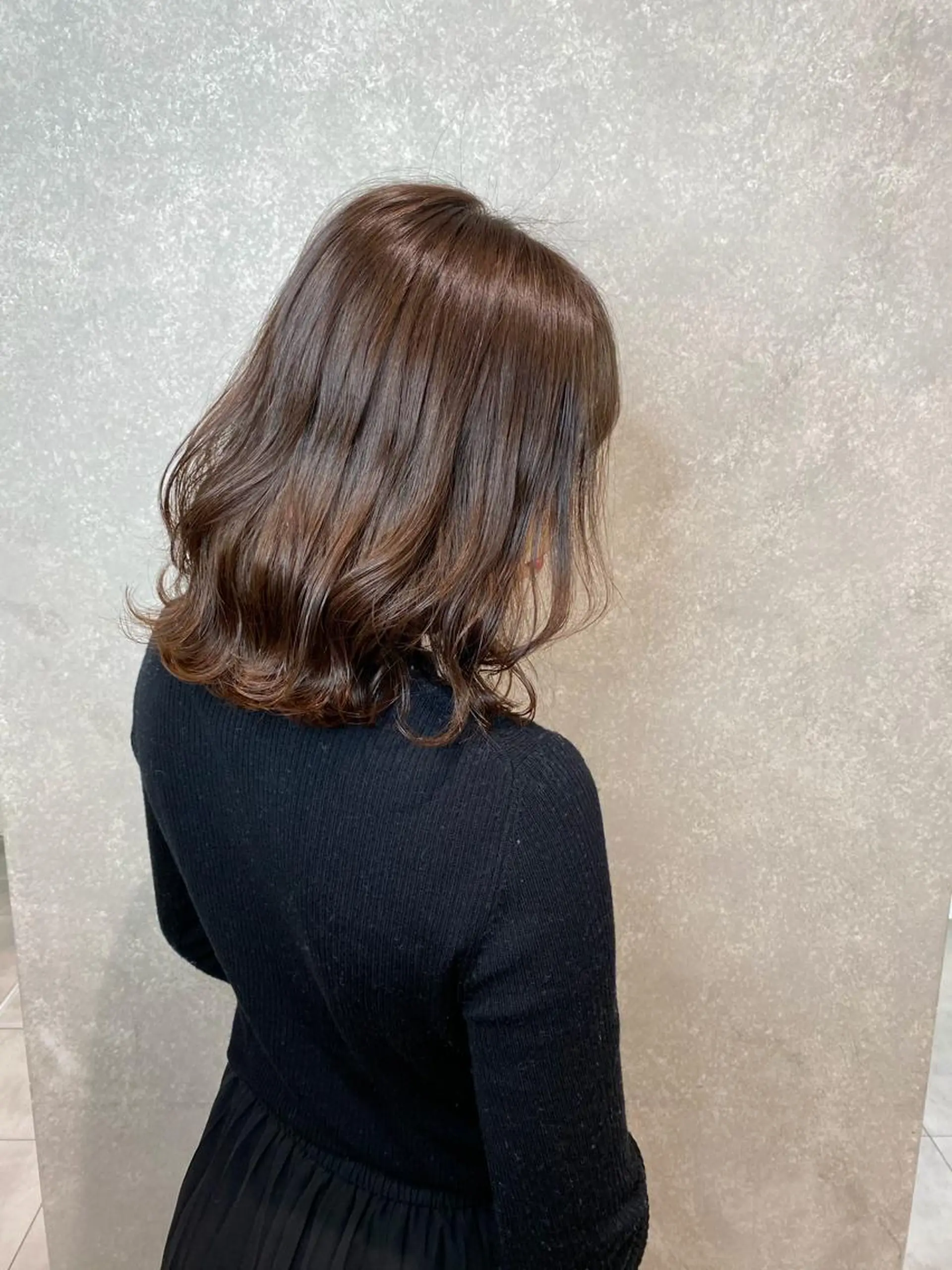 ミディアム ヘアカラー トリートメント 【似合わせ提案】鈴木 舞のネイルデザイン