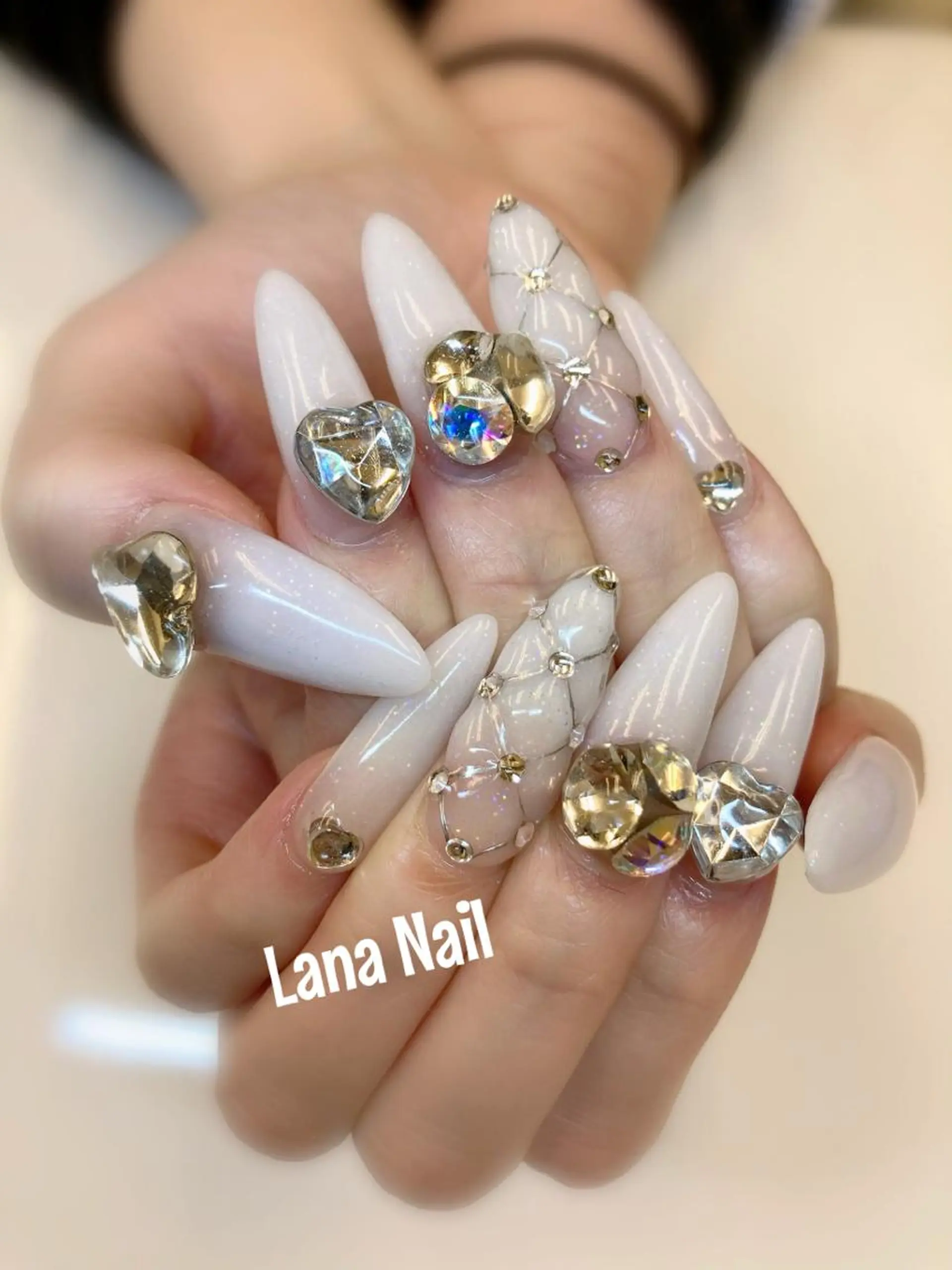 ネイル スカルプネイル Lana Nailのネイルデザイン