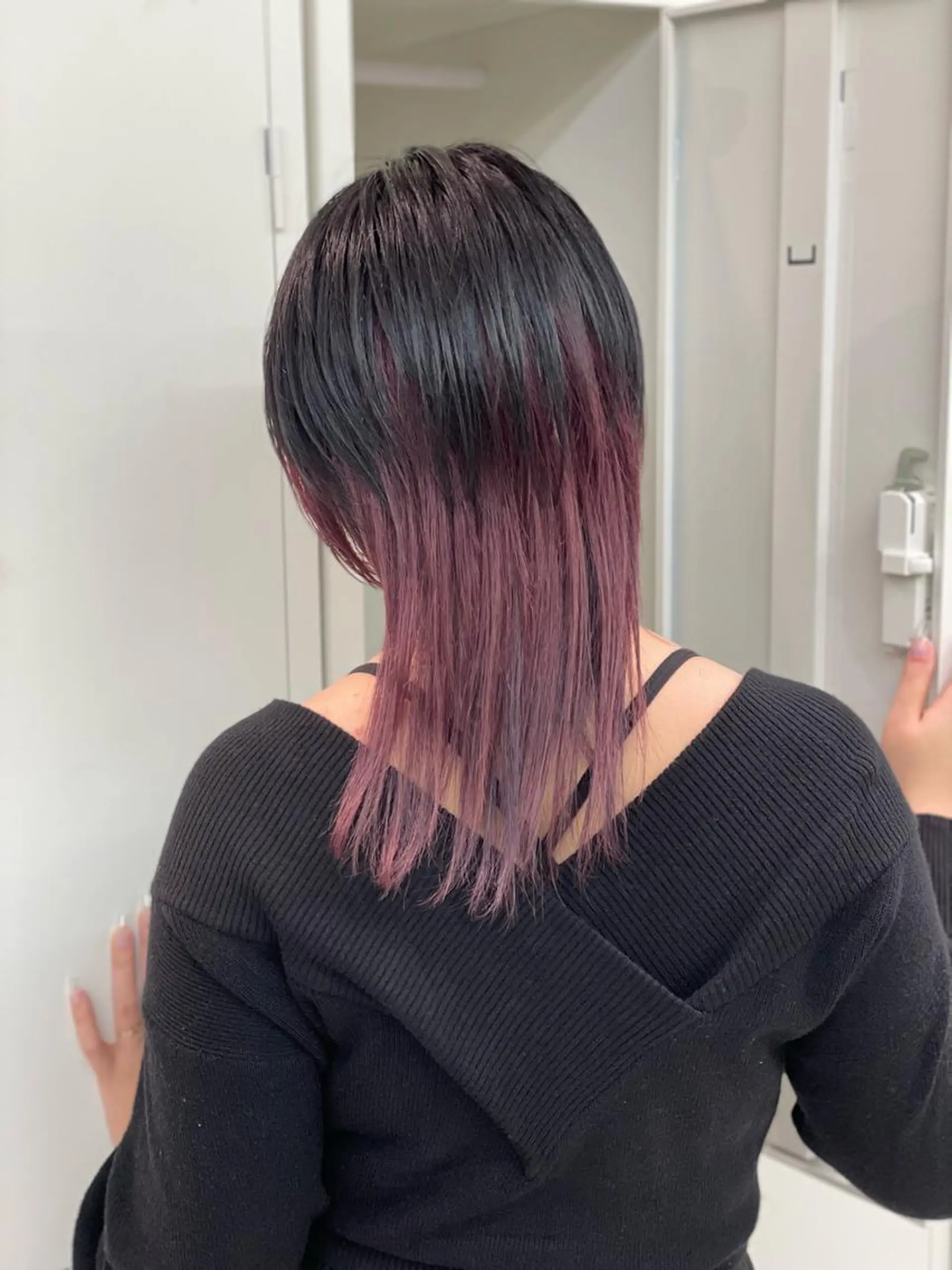 セミロング カラー ショーヤ/ブリーチ /エクステのヘアスタイル