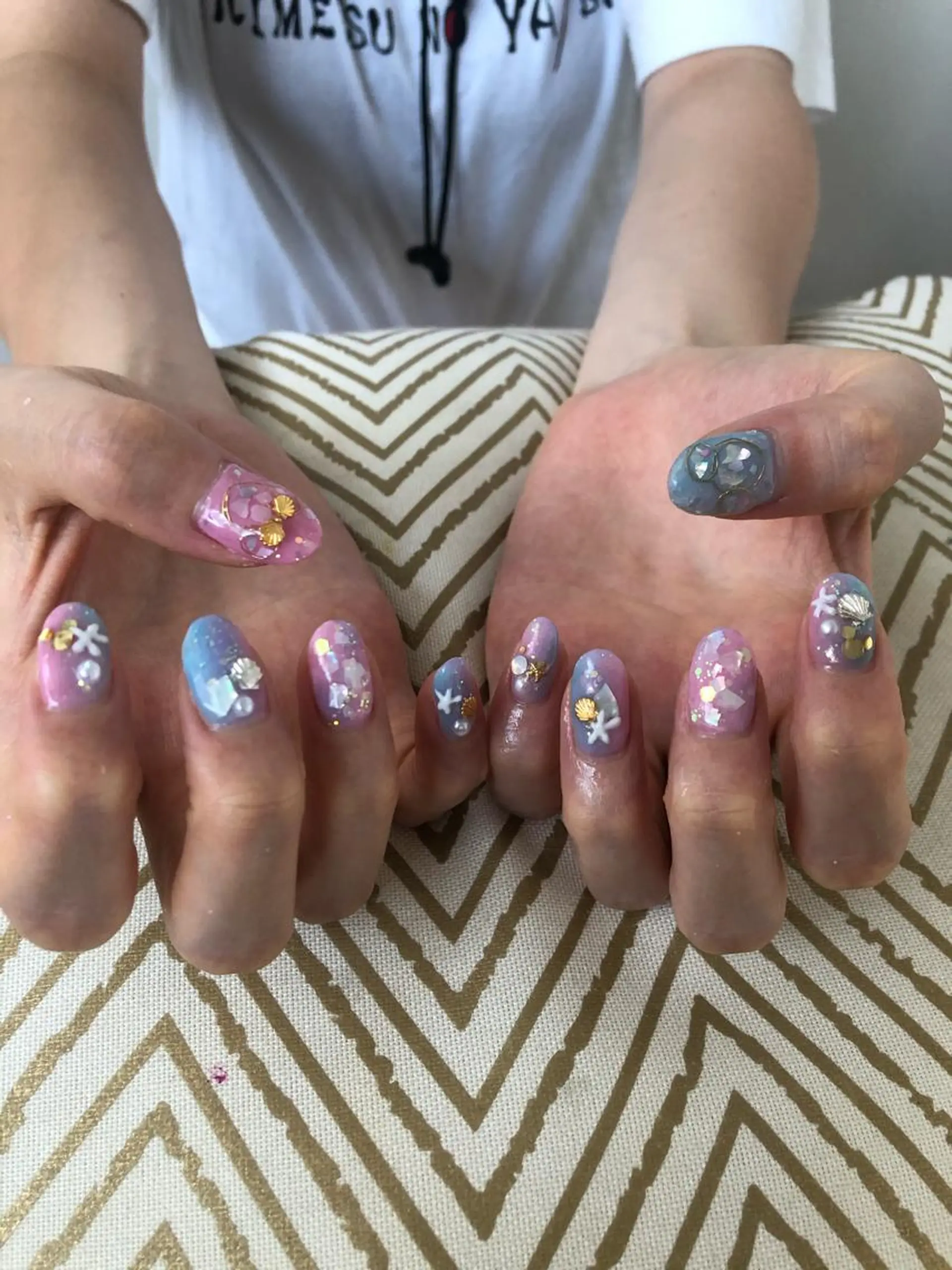 ネイル ハンドネイル プライベートサロン loveyのネイルデザイン